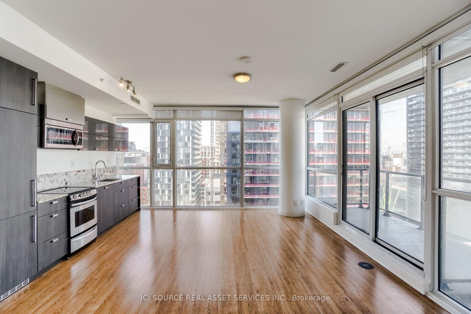 290 Adelaide Street W 1504 #1504 — photo 1
