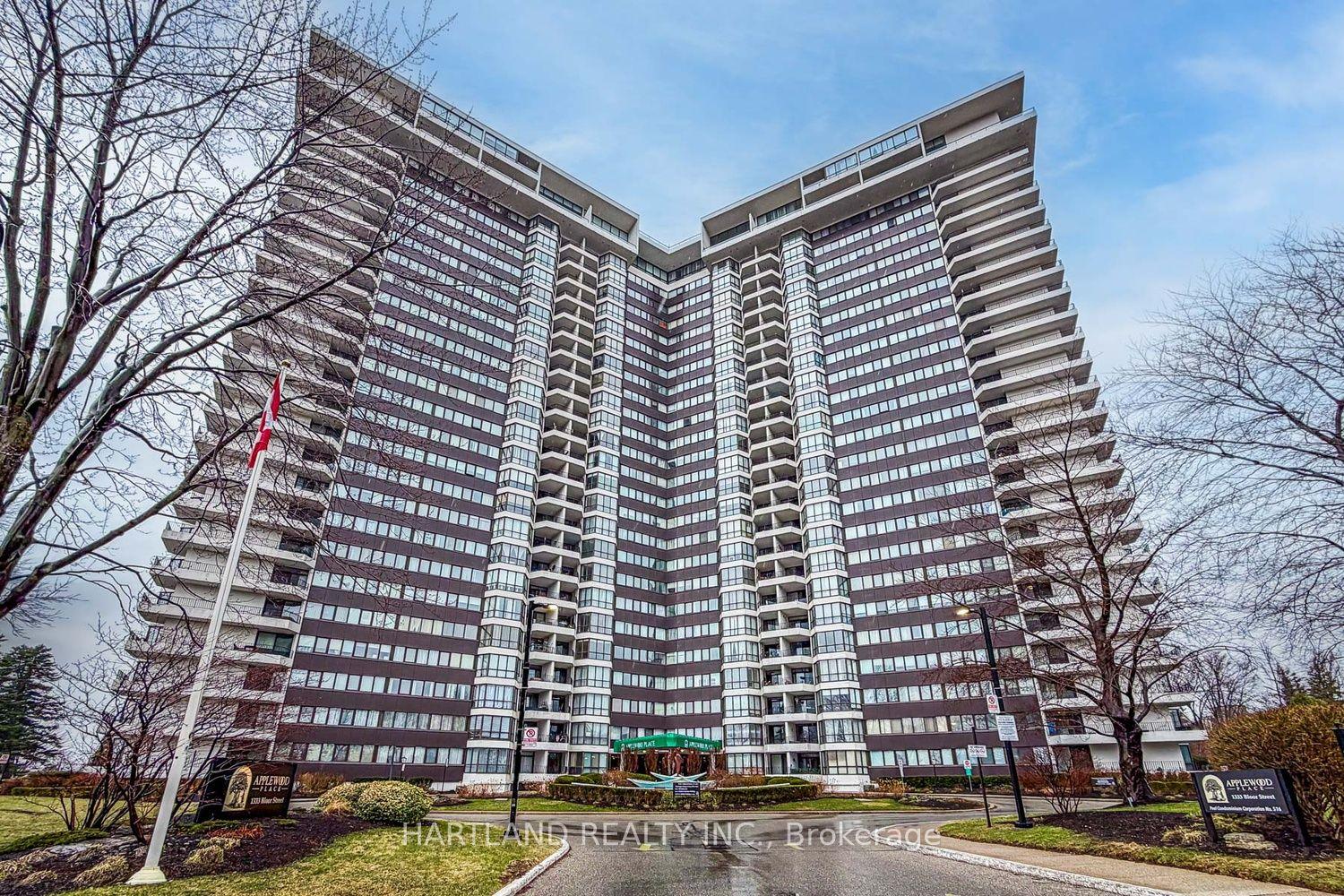 1333 Bloor Street 2409 #2409 — photo 1
