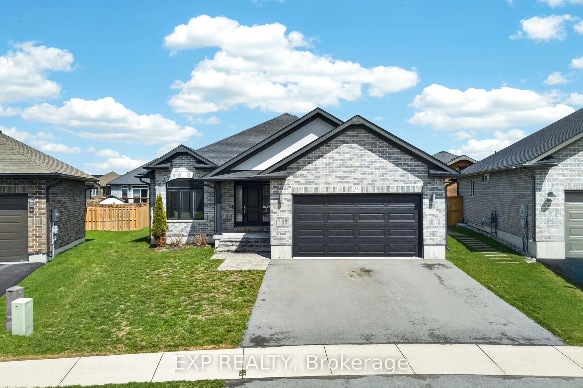 85 Covington Crescent — photo 1