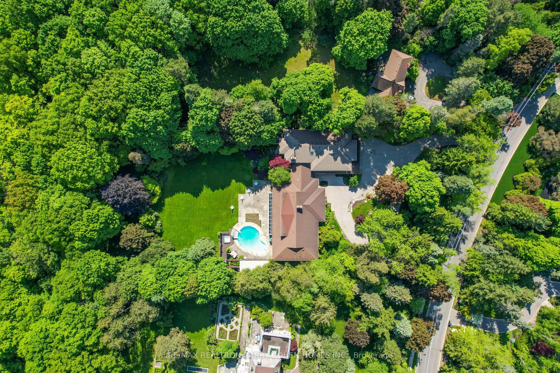 50 Park Lane Circle, Toronto — Detached for sale, photo 1