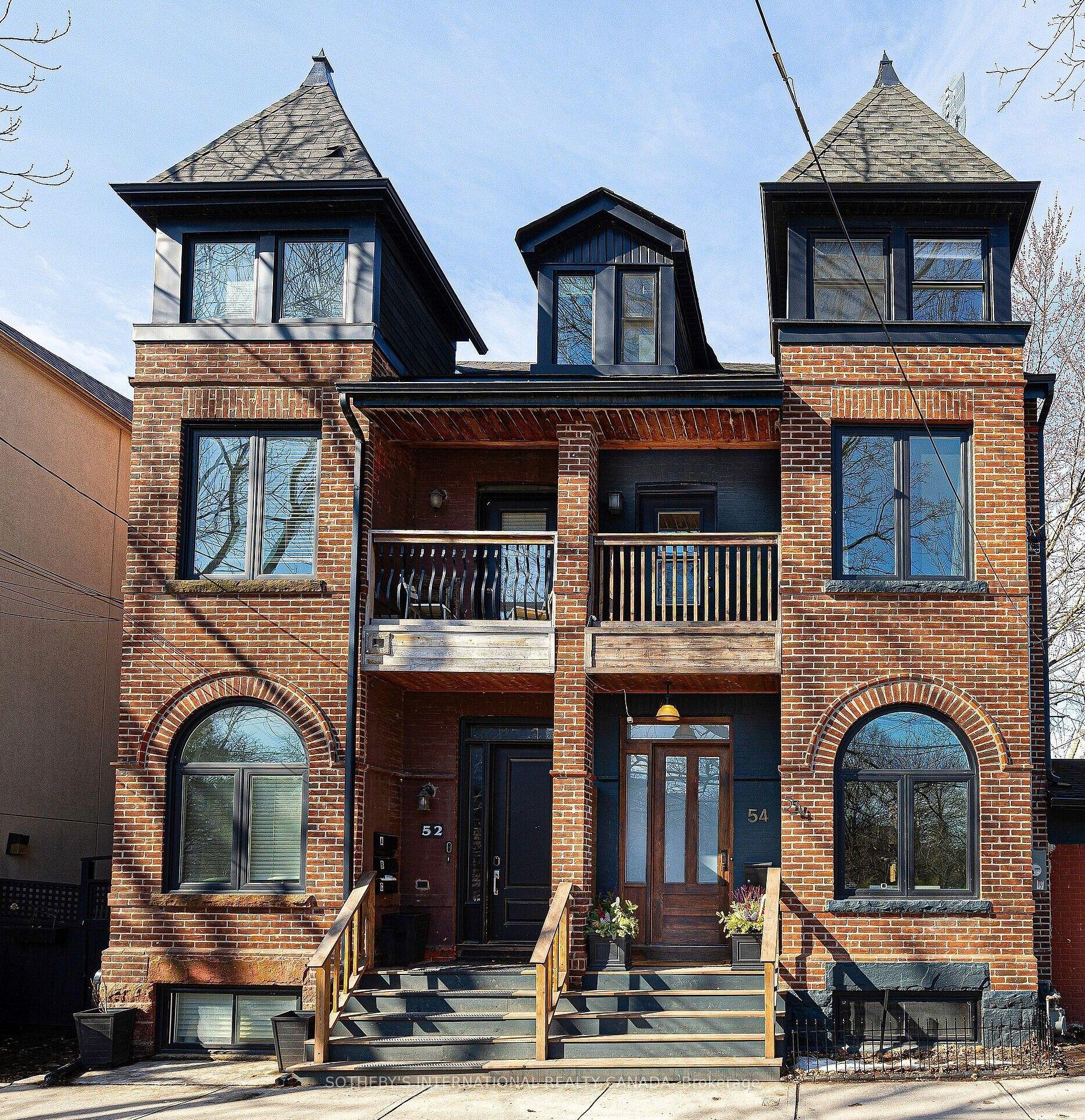 54 Stanley Terrace — photo 1
