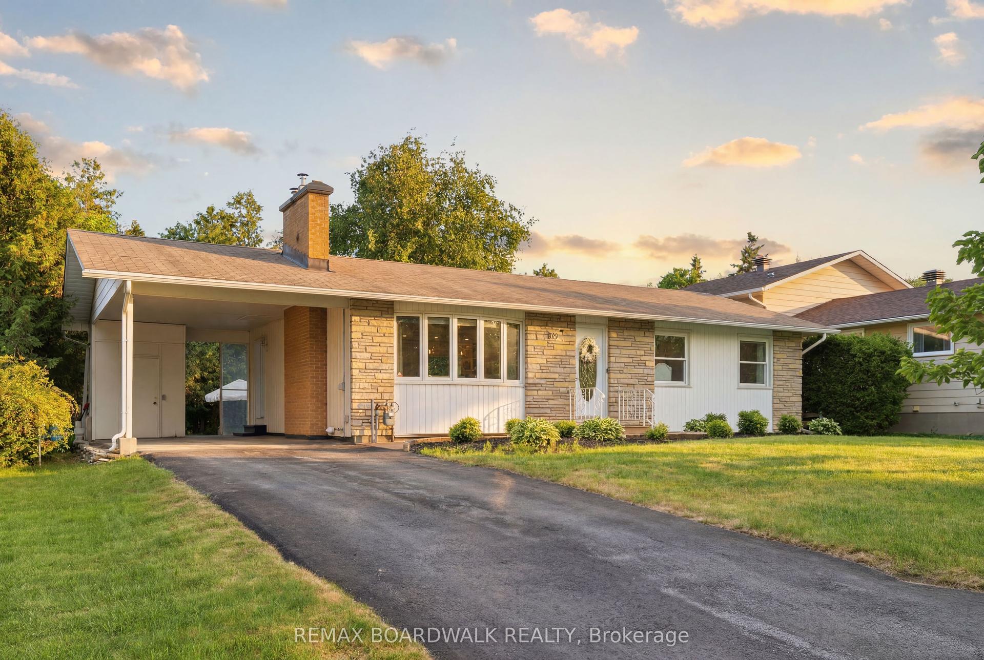 159 Banning Road — photo 1