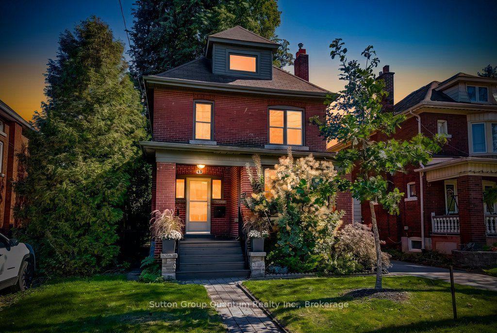43 Rosslyn Avenue S, Hamilton — Detached for sale, photo 1