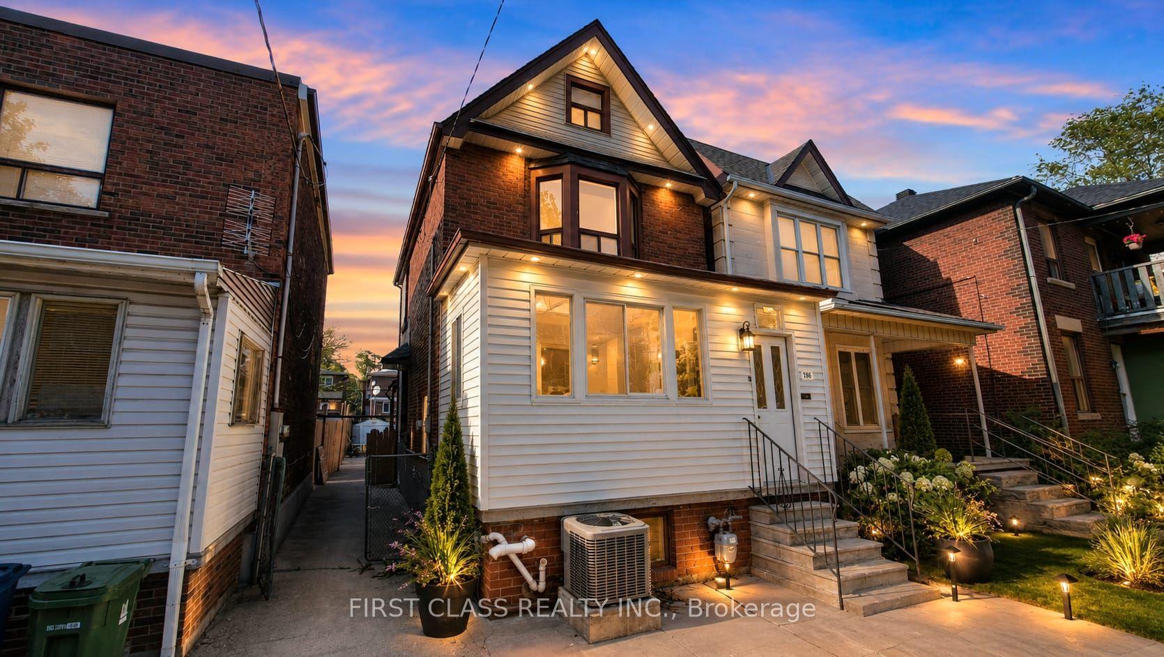 356 Wallace Avenue, Toronto — Detached for sale, photo 1