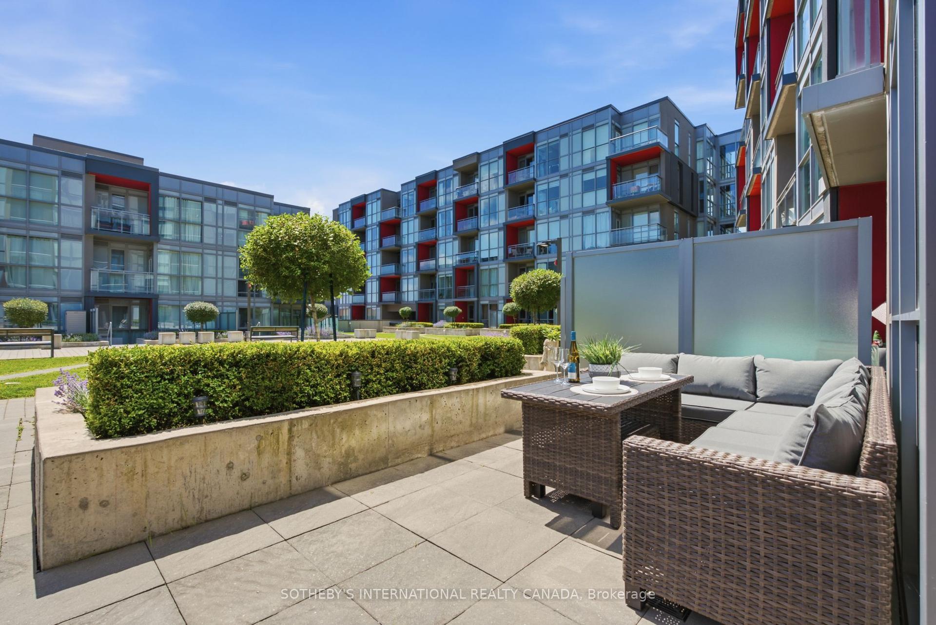 5230 Dundas Street A201 #A201, Burlington — Condo for sale, photo 1