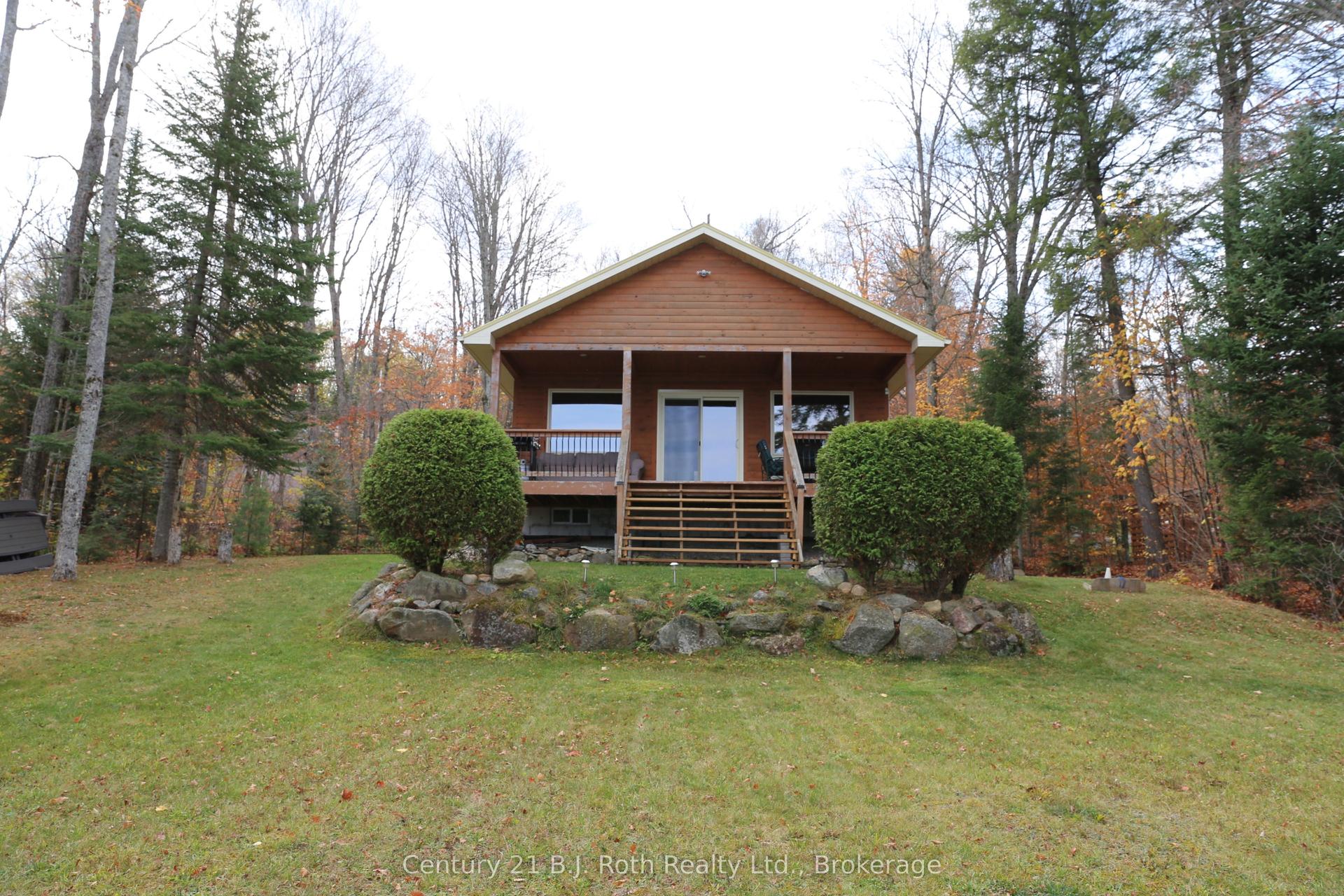 1337 Hudson Lake Drive — photo 1