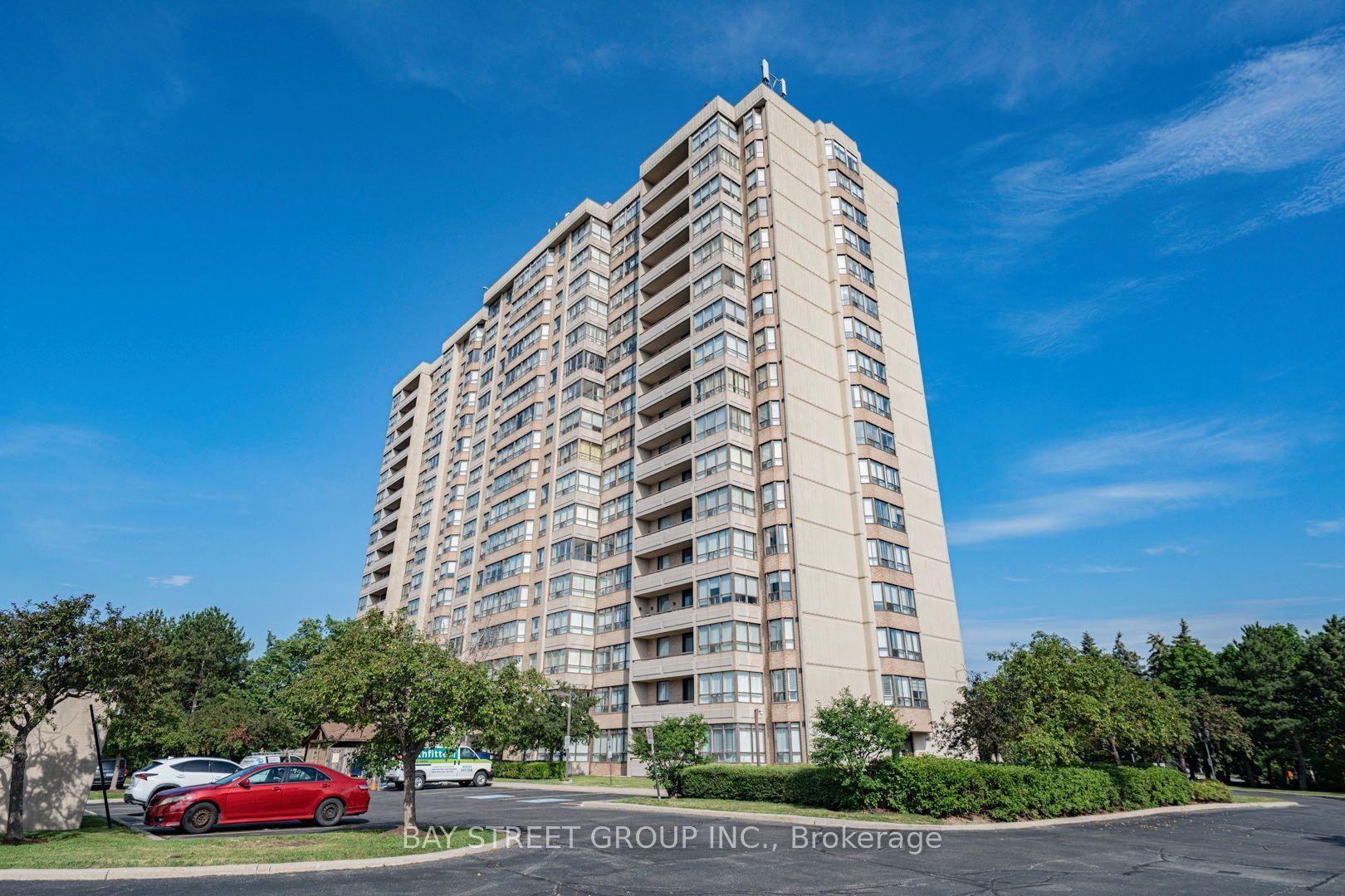 10 Malta Avenue 306 #306, Brampton — Condo for sale, photo 1