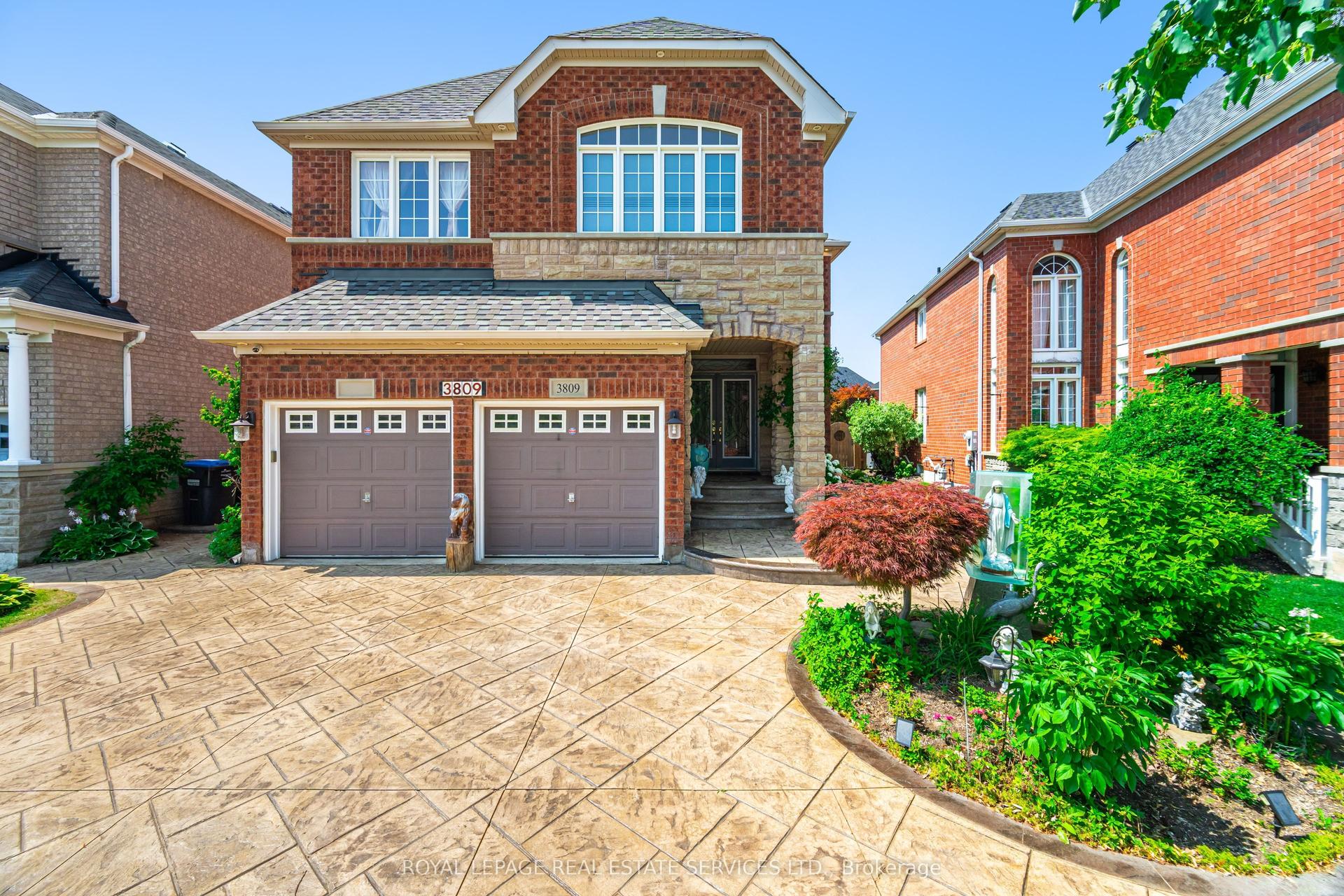 3809 Candlelight Drive, Mississauga — Detached for lease, photo 1