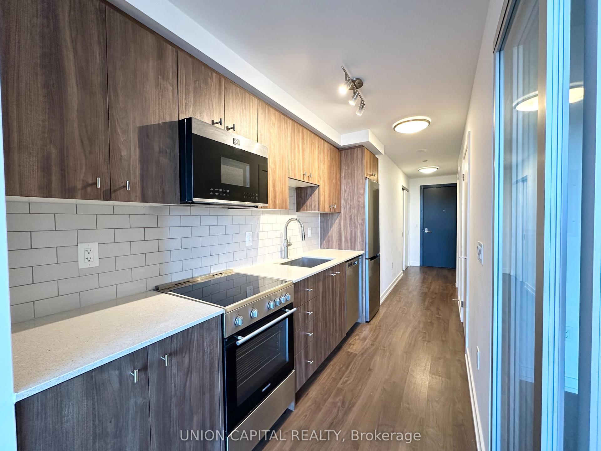 15 Wellington Street 2203 #2203 — photo 1