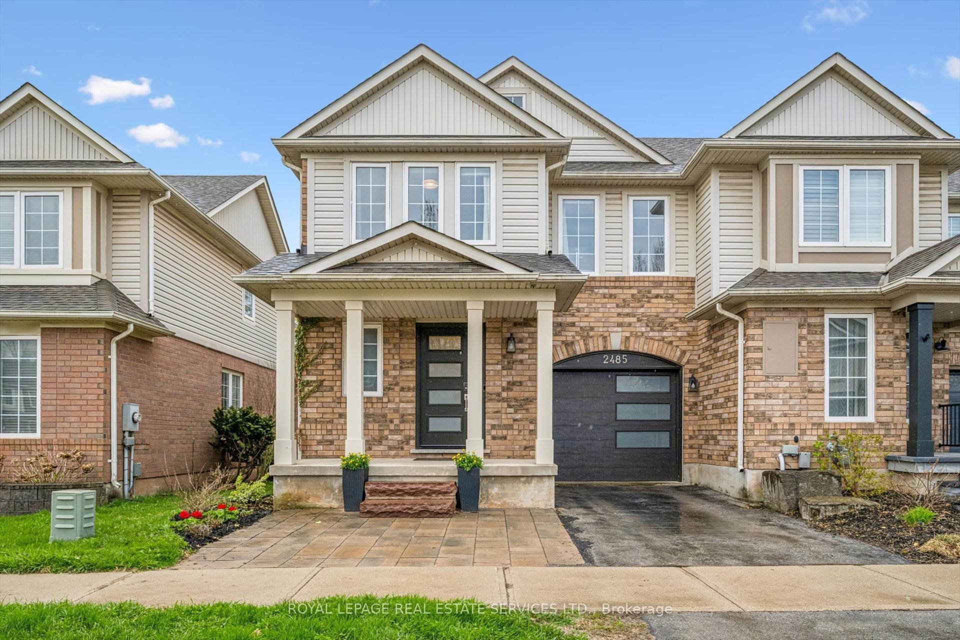 2485 Wooden Hill Circle — photo 1