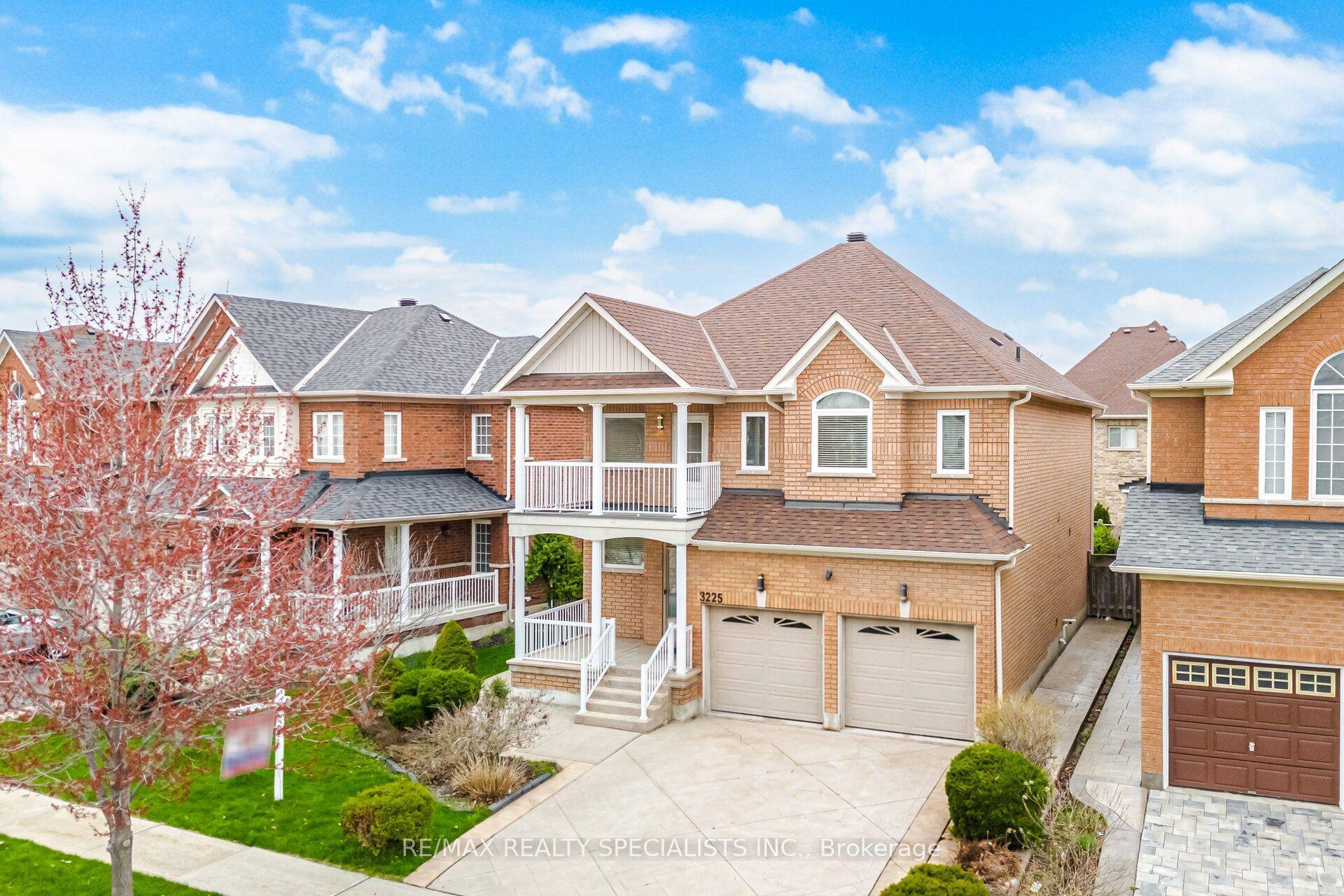 3225 Escada Drive — photo 1
