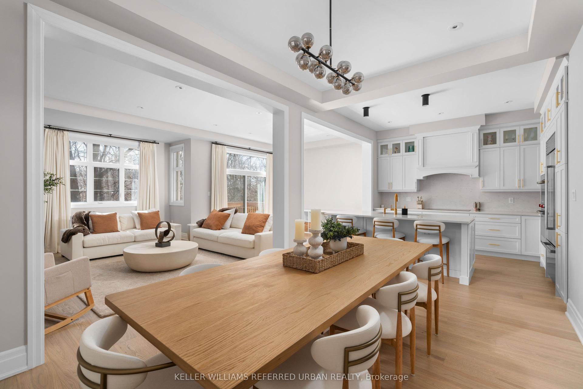 1318 Courtleigh Trail, Oakville — Detached for sale, photo 1