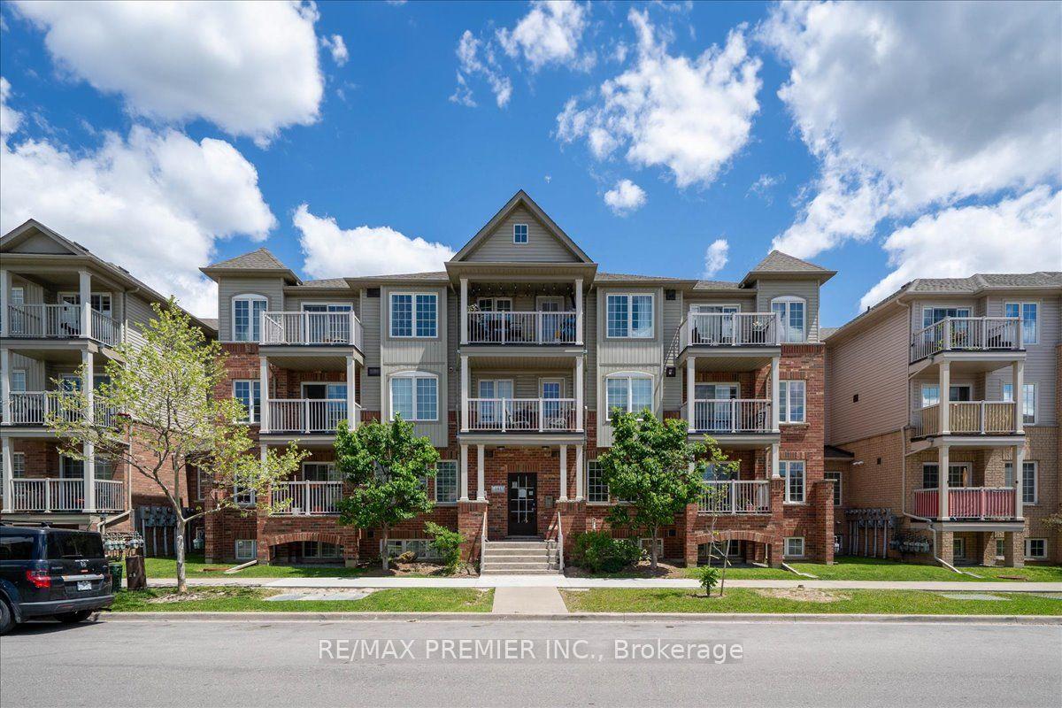 141 Isaac Devins Boulevard 8 #8, Toronto — Condo Town for sale, photo 1