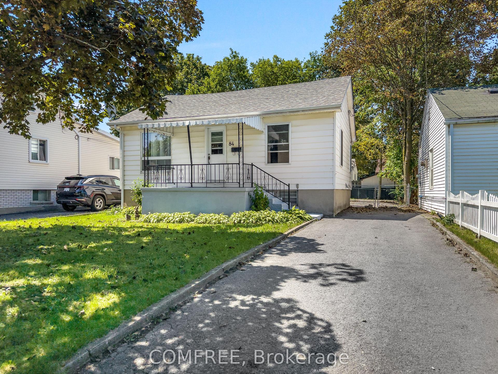 84 Carleton Street, Kingston — Detached for sale, photo 1