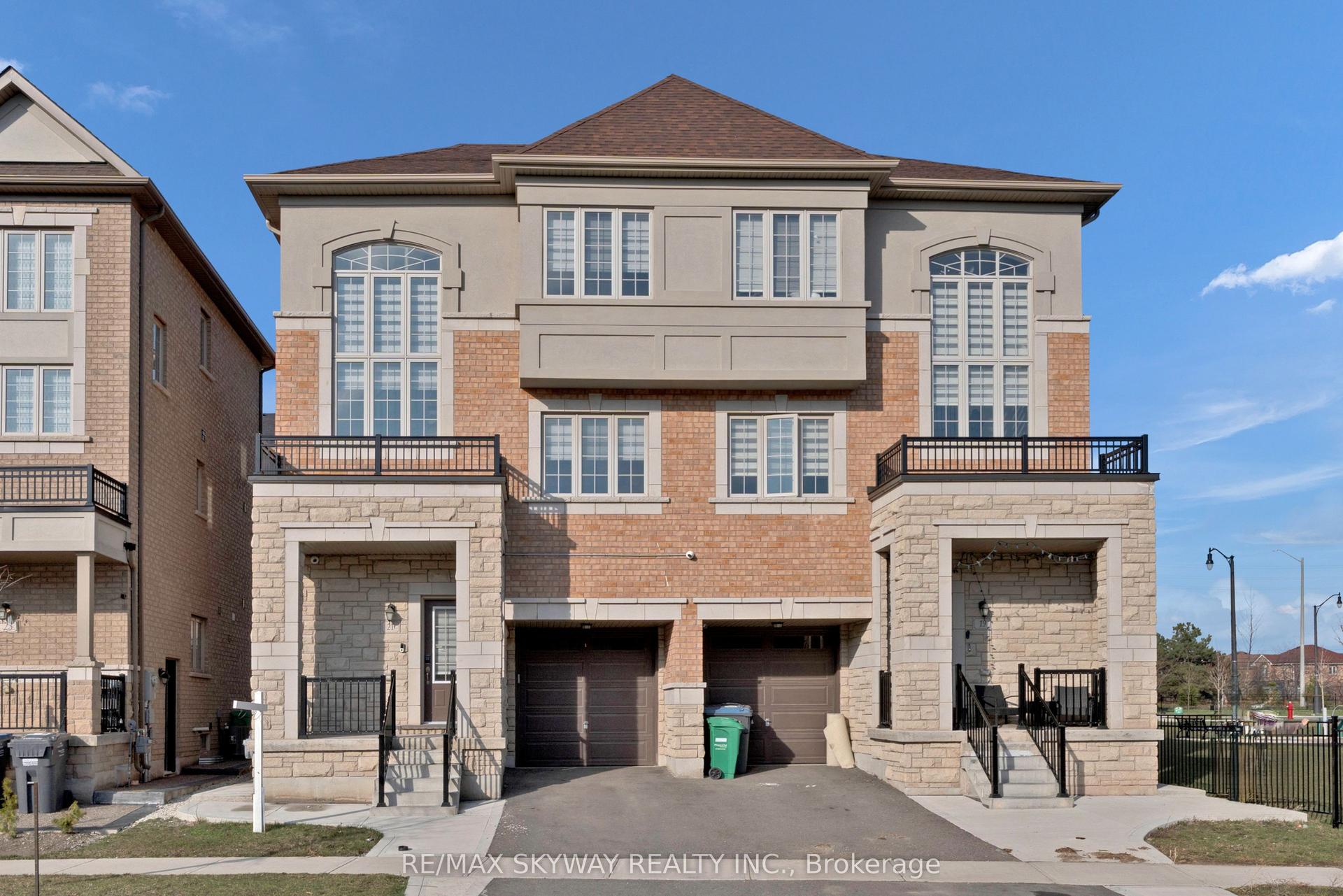 21 Allegro Drive — photo 1