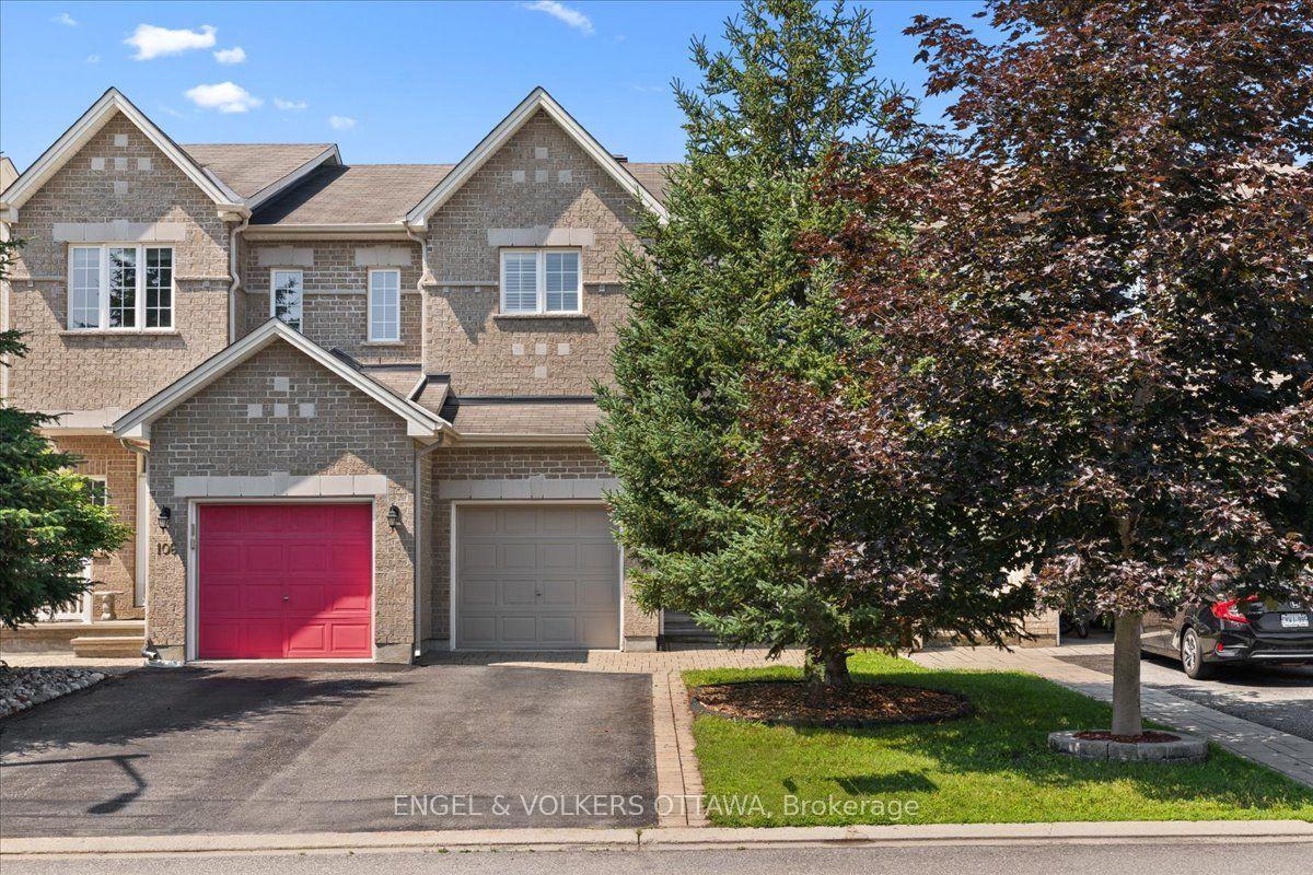 104 Jersey Tea Circle, Blossom Park - Airport and Area — Townhouse for sale, photo 1
