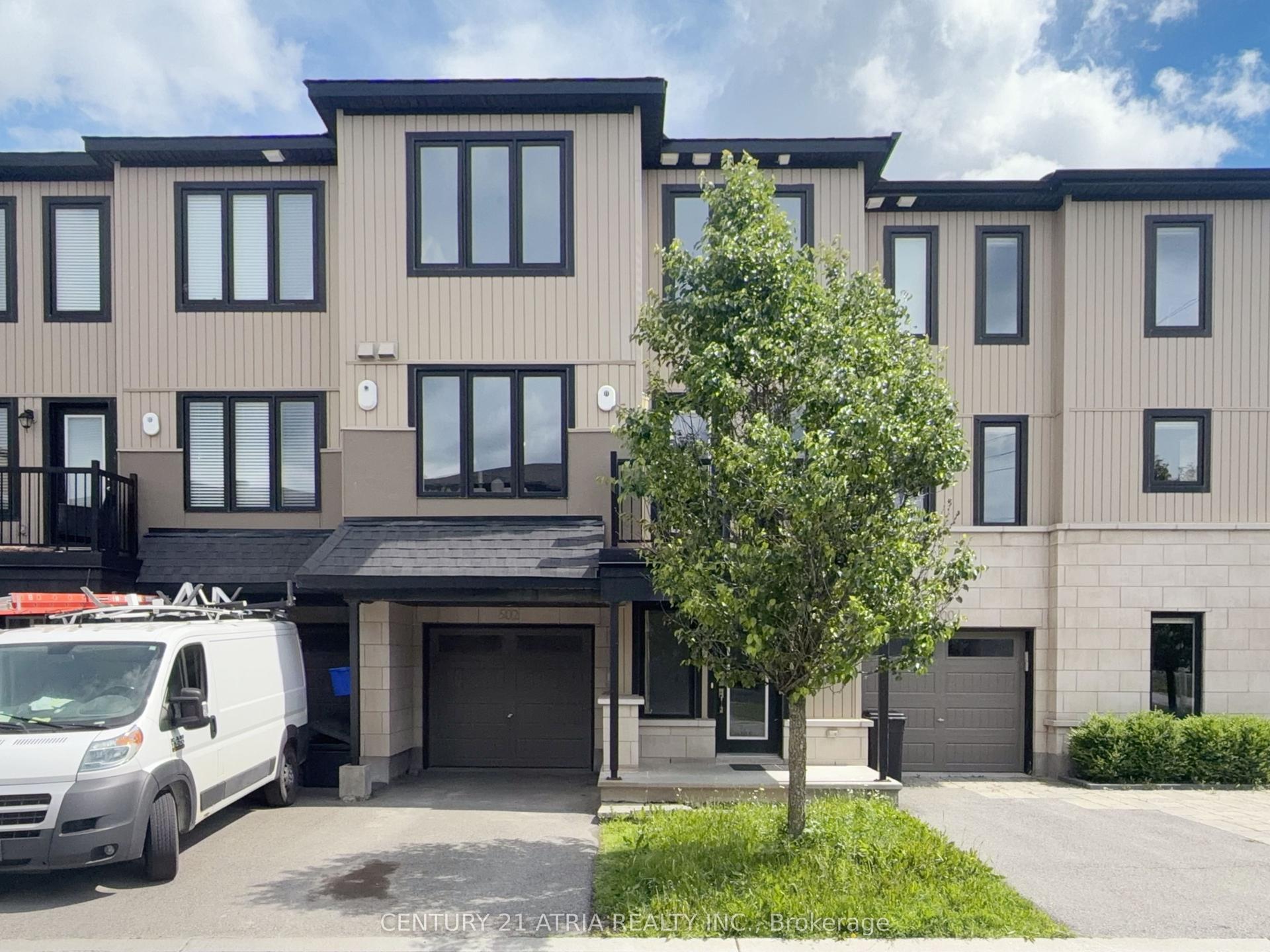502 Radiant Private — photo 1