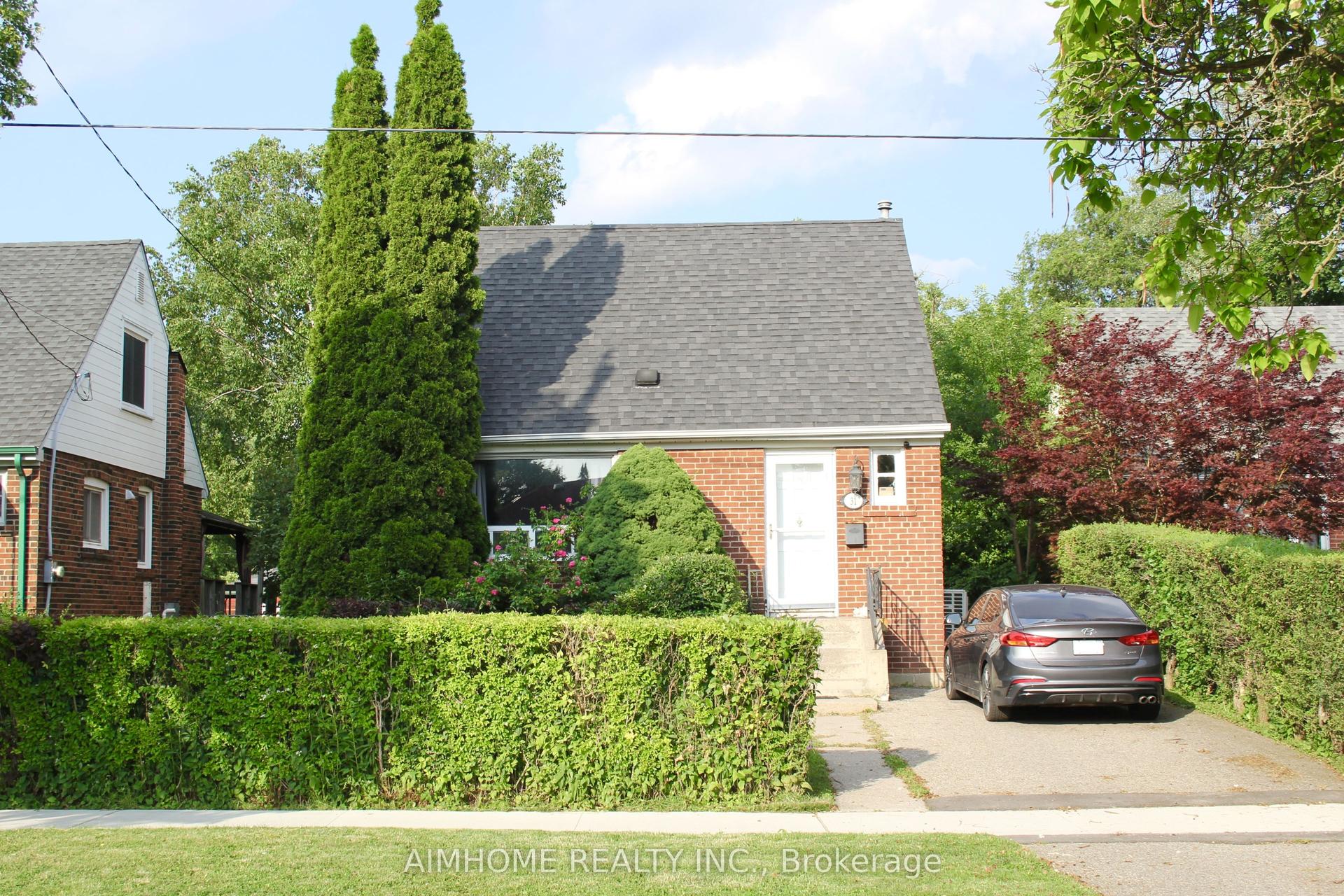 31 Camilla Crescent, Toronto — Detached for sale, photo 1