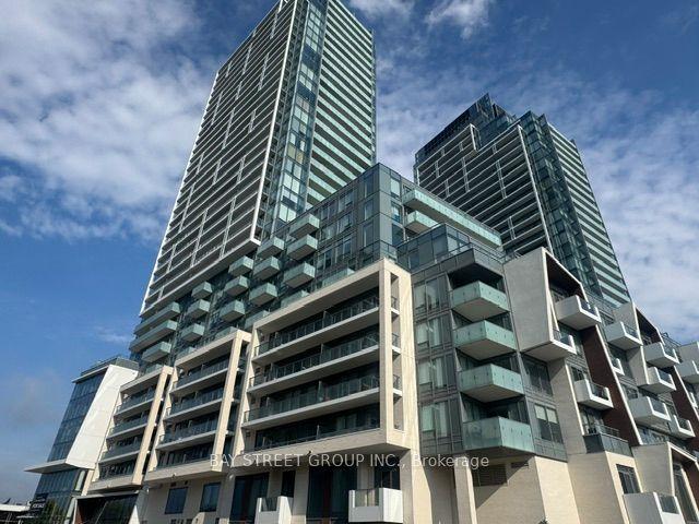 8 Olympic Garden Drive S S621 #S621 — photo 1