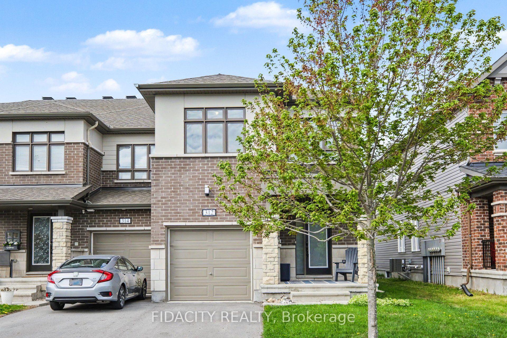 312 Lipizzaner Street — photo 1