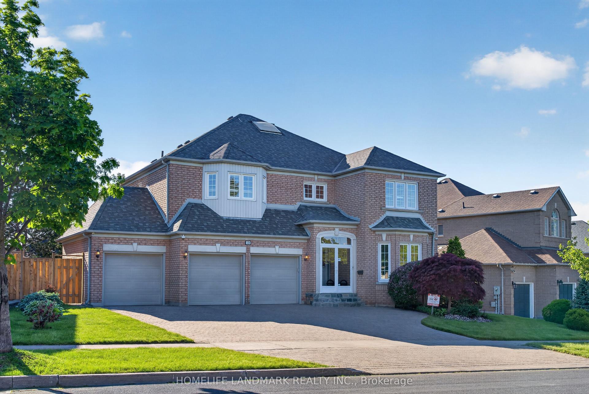 138 Tea Rose Street — photo 1