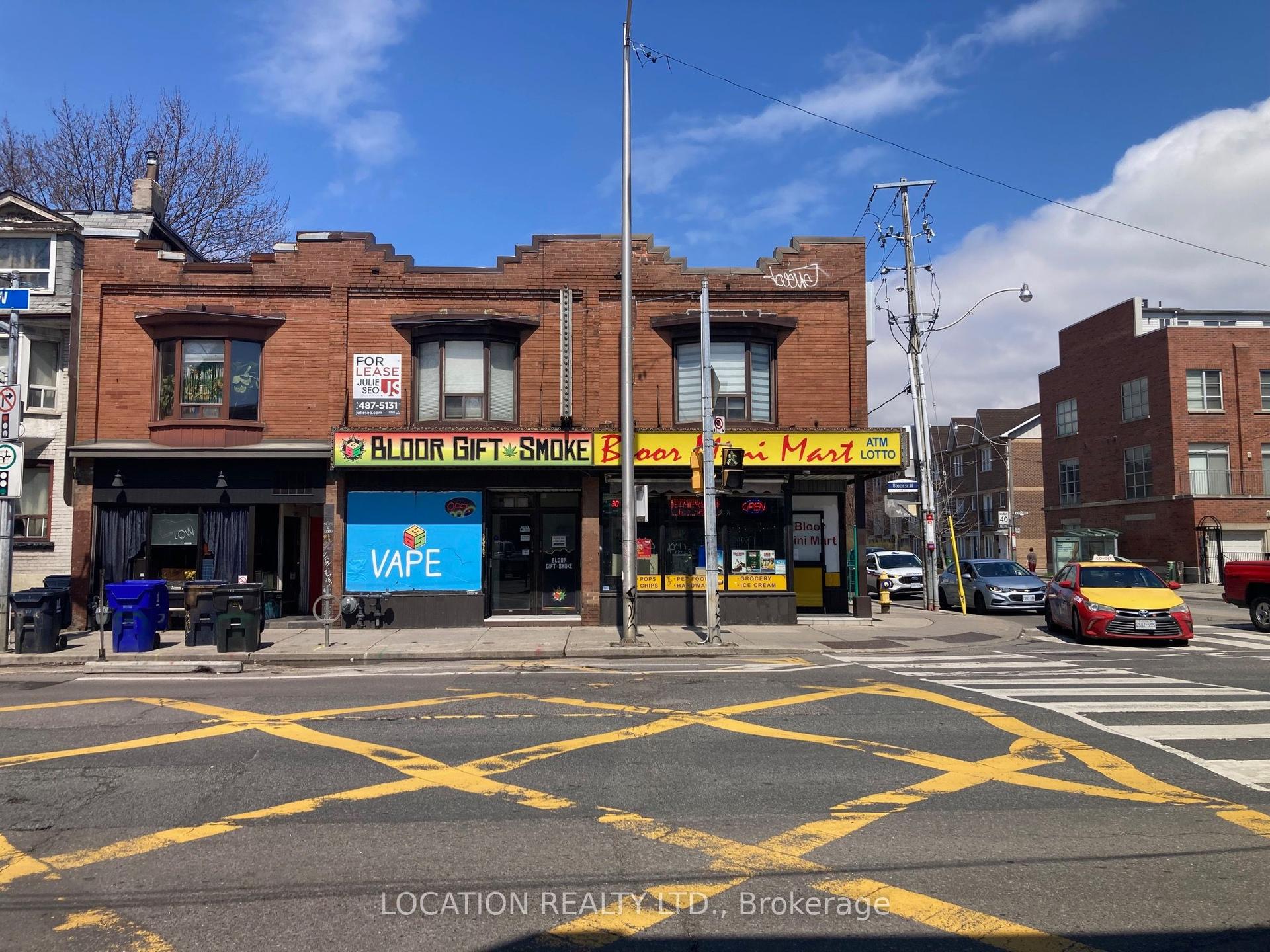 1422 Bloor Street W — photo 1