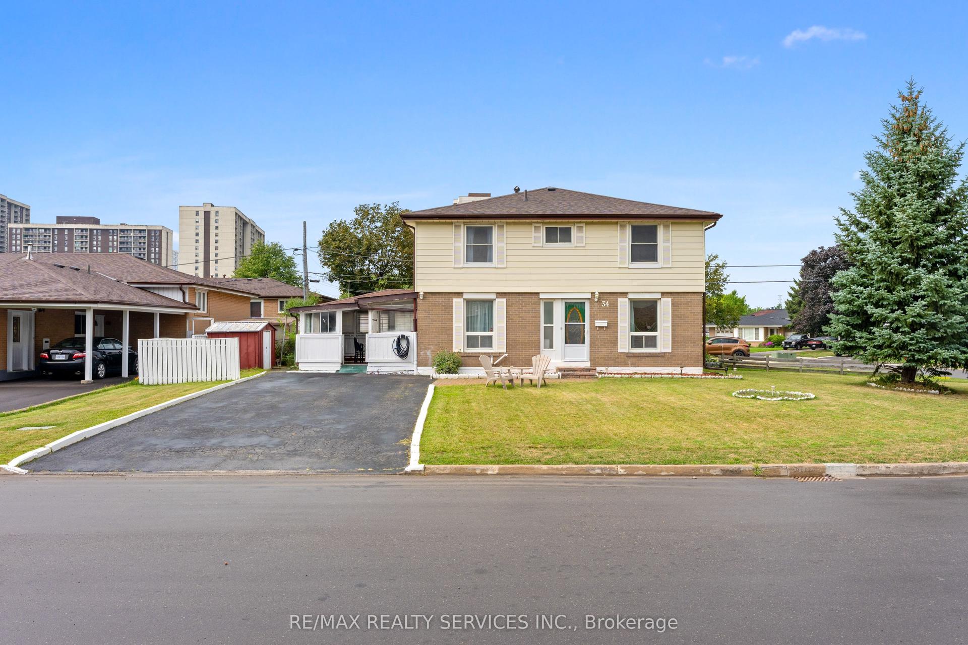 34 Cathcart Crescent, Brampton — Semi-Detached for sale, photo 1
