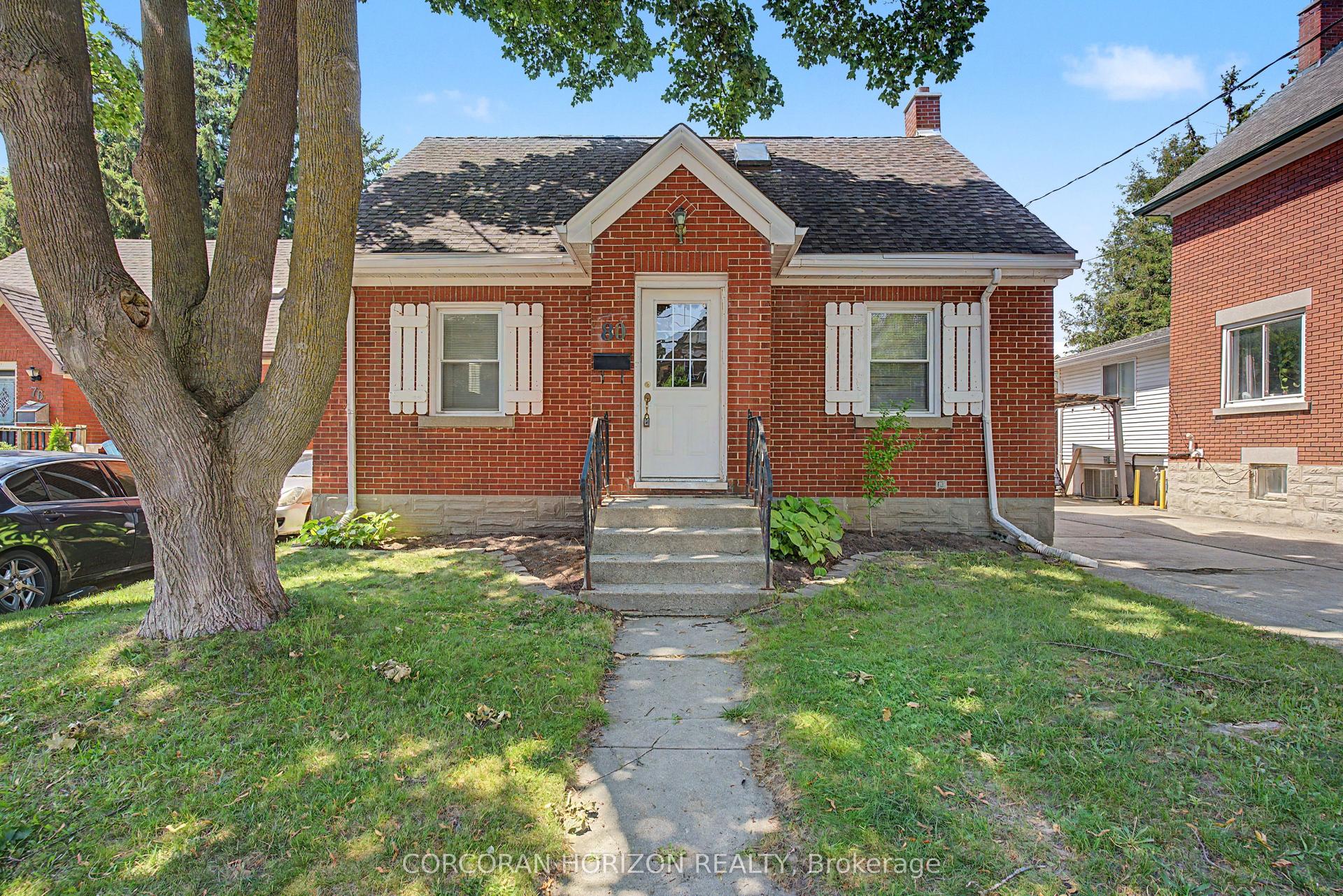 80 Blucher Street, Kitchener — Detached for sale, photo 1
