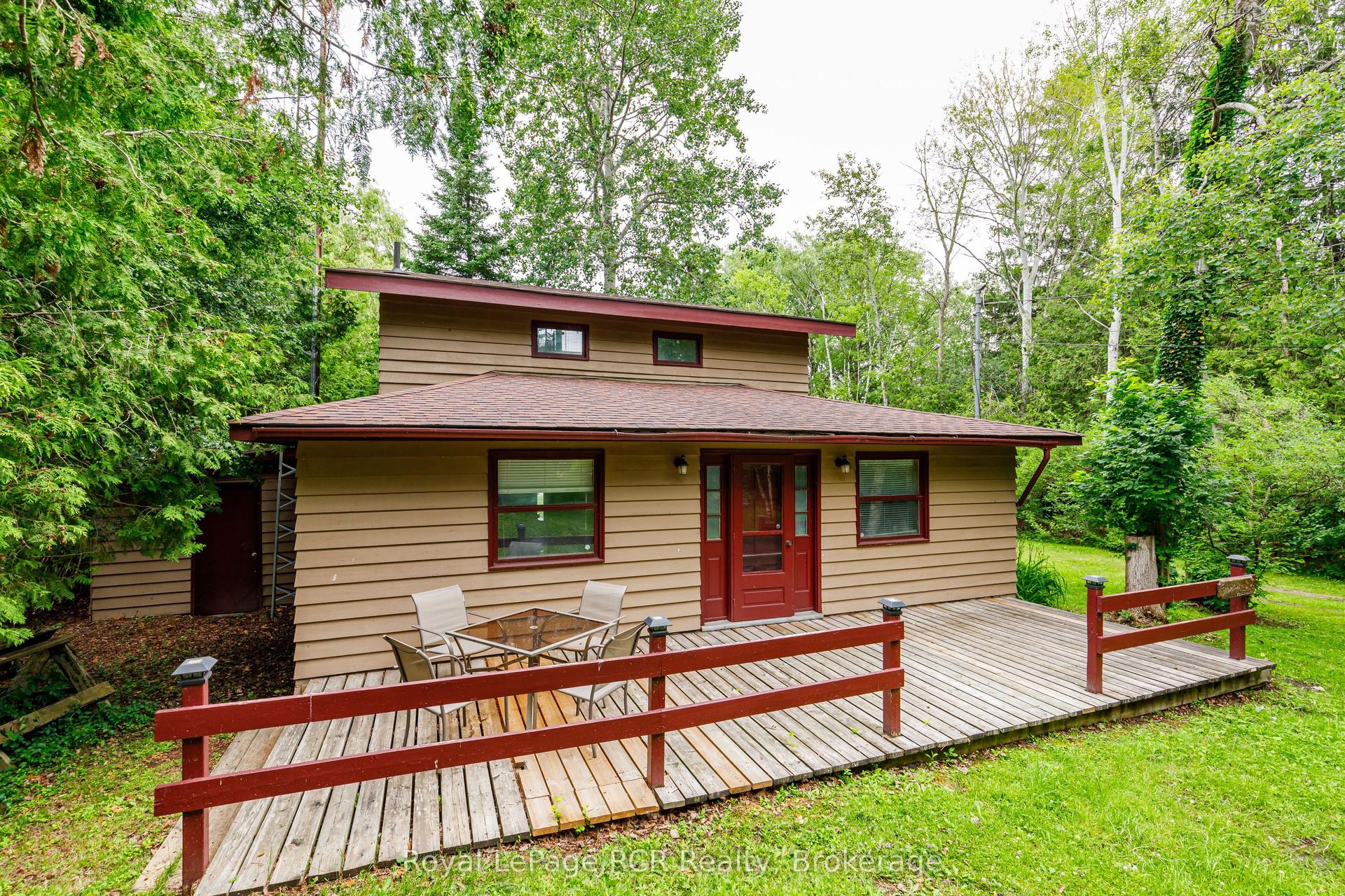 35 Georgian Manor Drive, Collingwood — Detached for sale, photo 1
