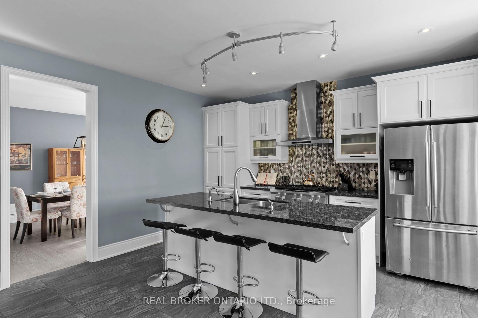 3032 Monarch Drive — photo 1