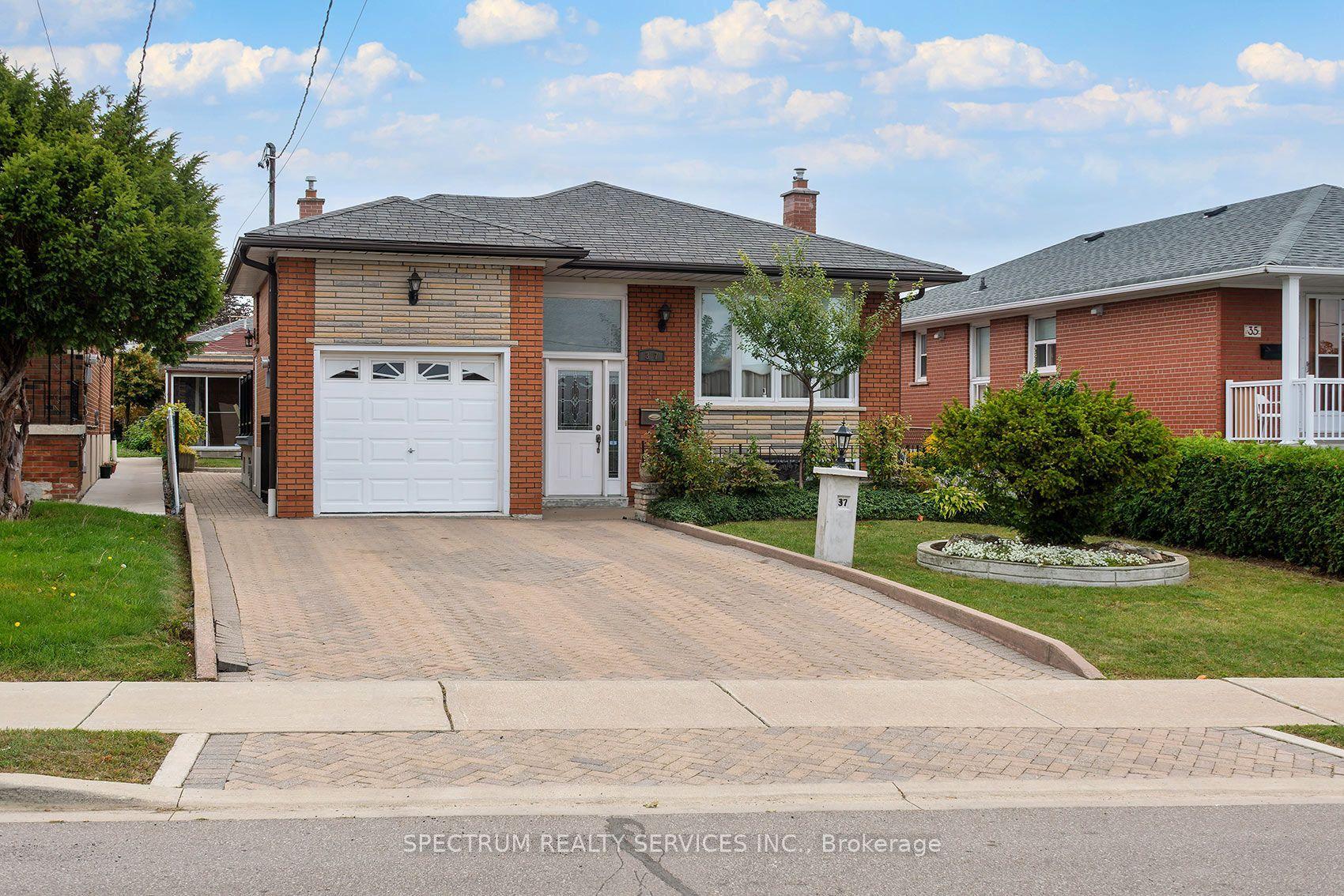 37 Jocada Road, Toronto — Detached for sale, photo 1
