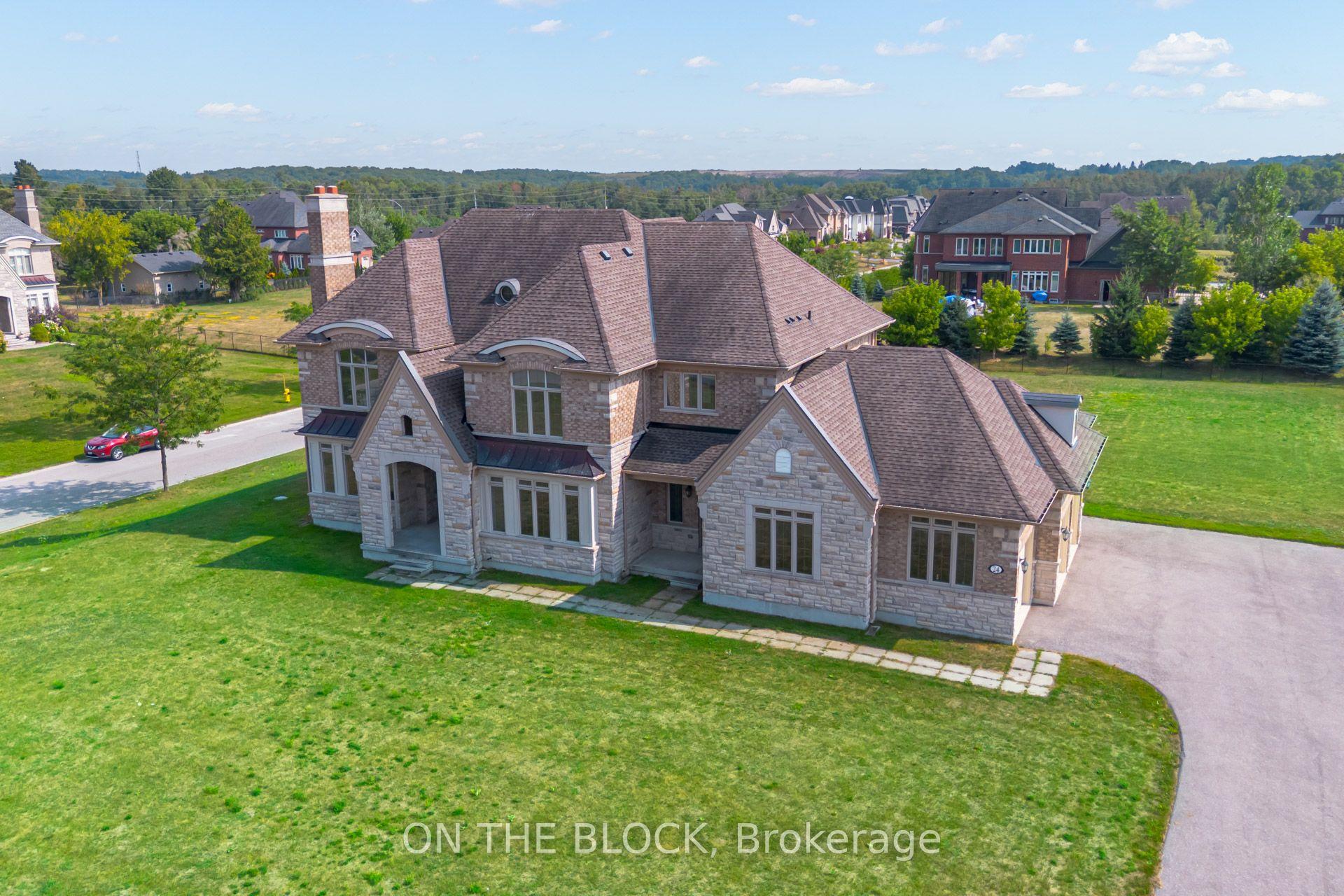 24 Whitewood Drive — photo 1
