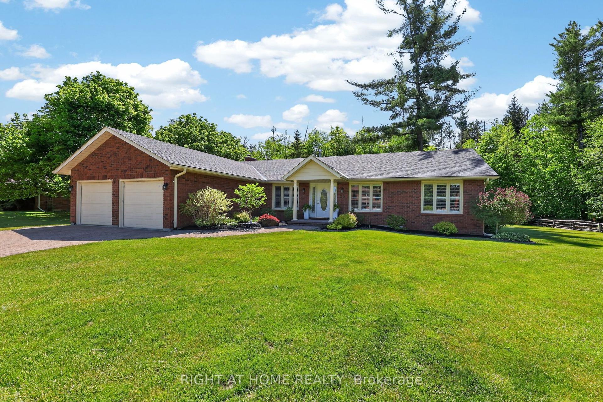 23 Holloway Lane — photo 1