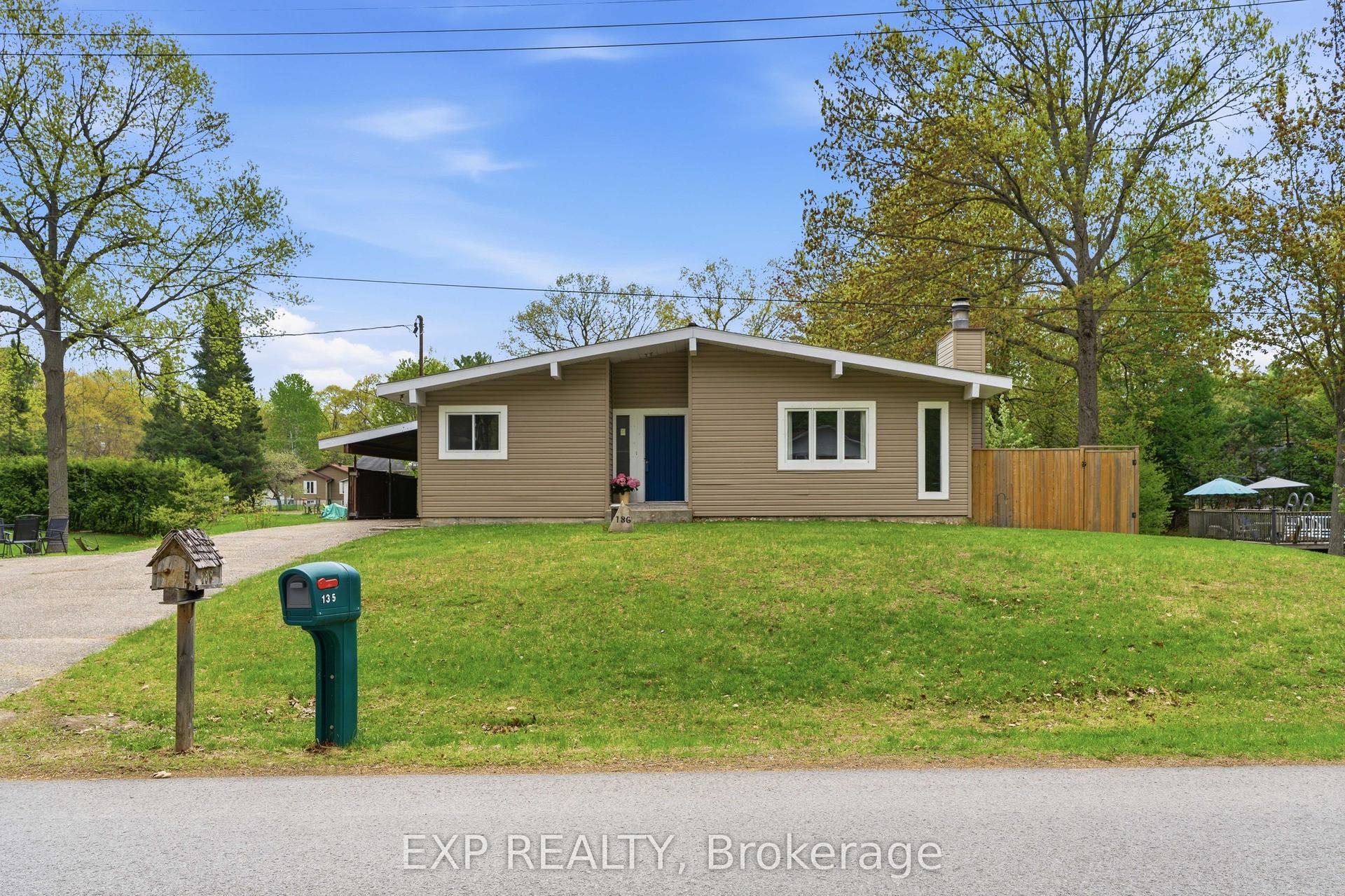 136 Resthaven Avenue — photo 1