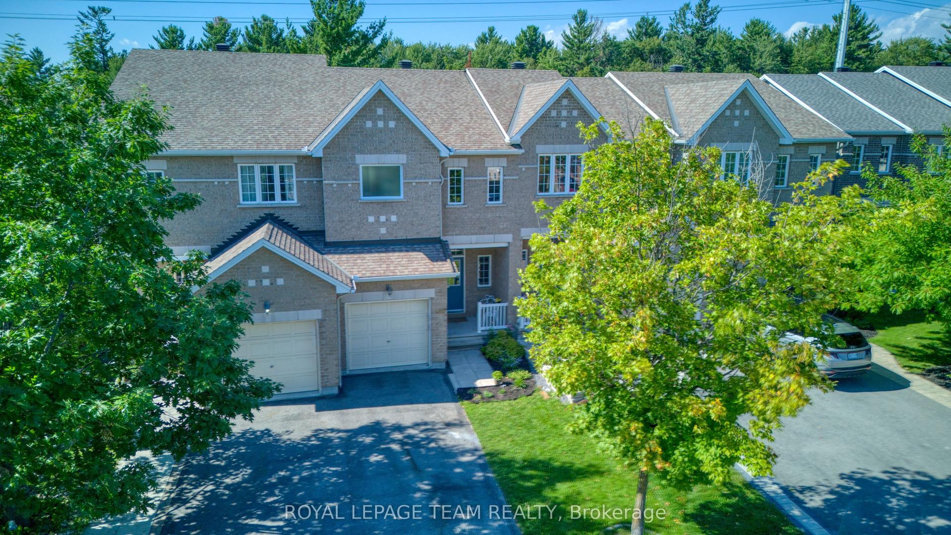 485 Foxhall Way, Kanata — Townhouse for sale, photo 1