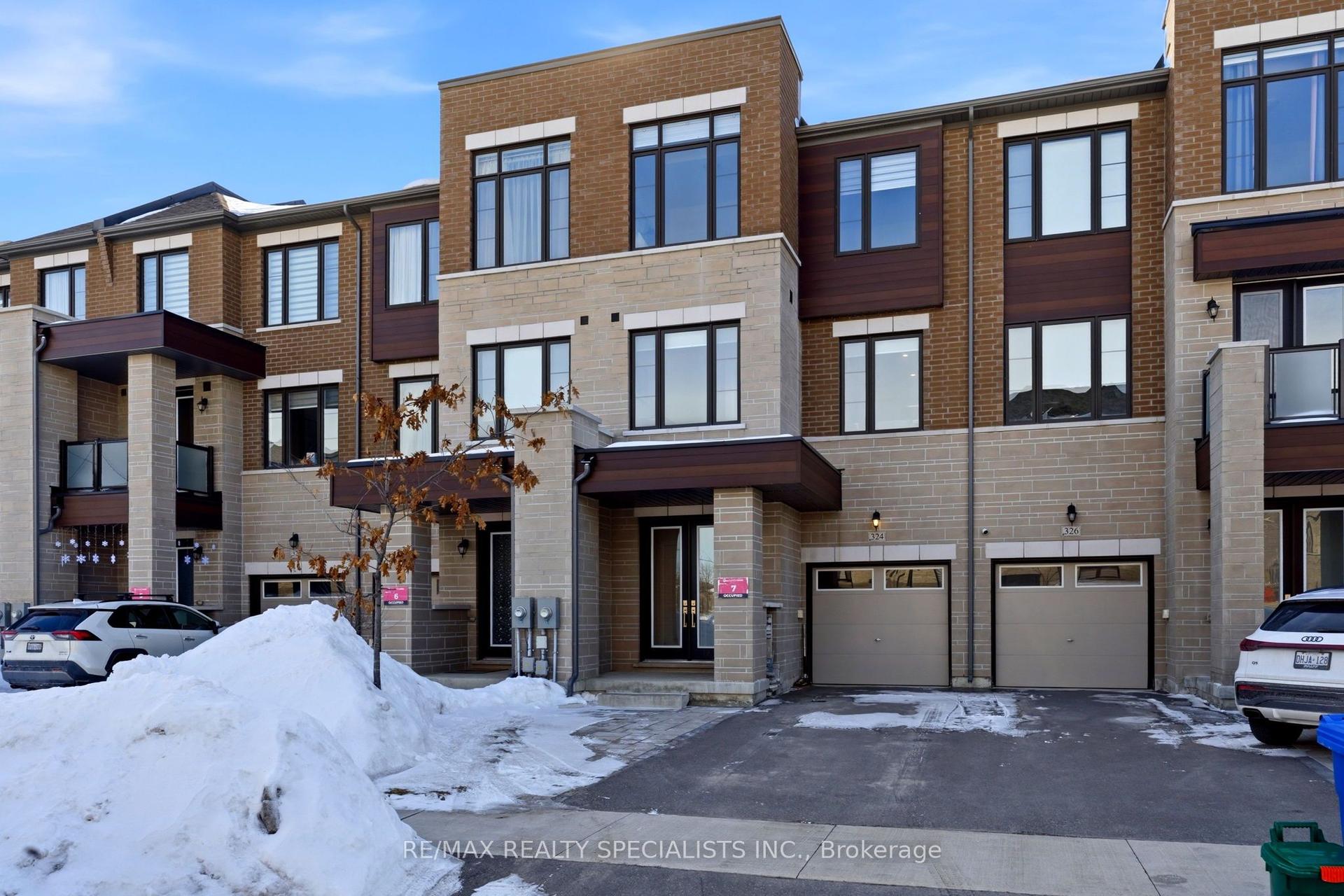 324 Laplante Street — photo 1