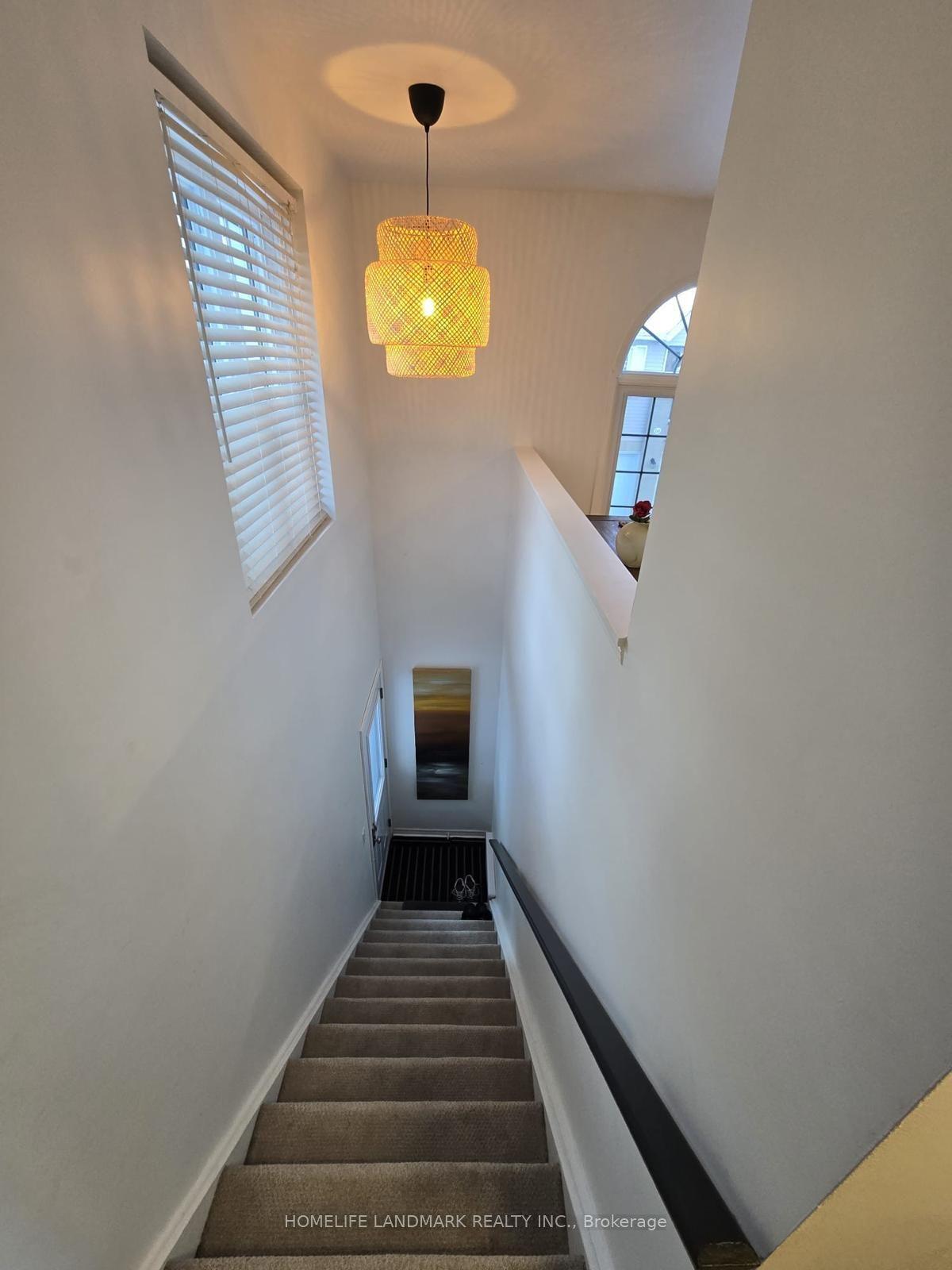2110 Cleaver Avenue 242 #242, Burlington — Condo Town for sale, photo 1