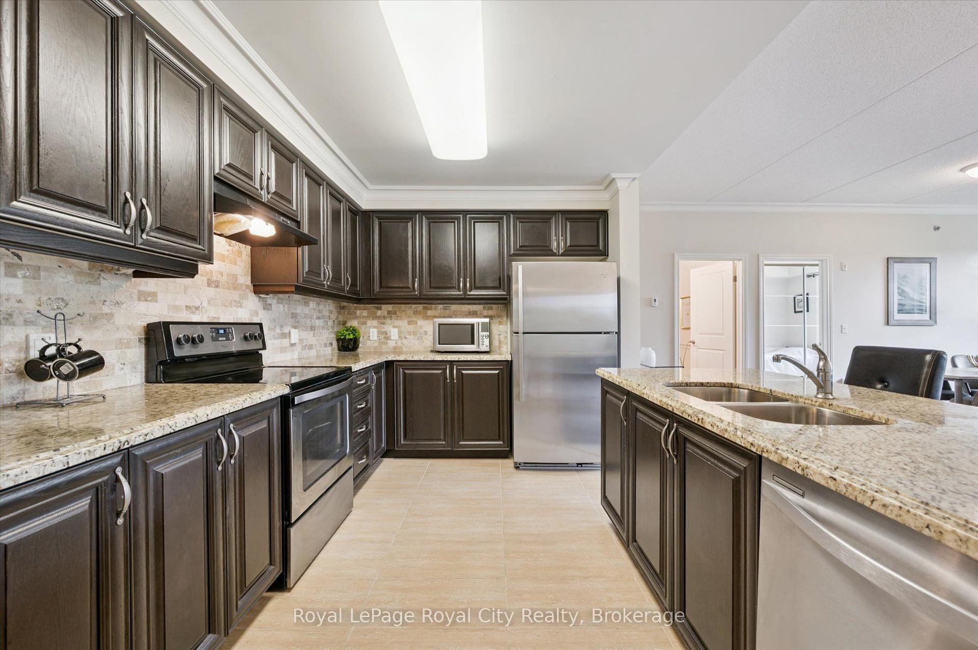 1440 Gordon Street 122 #122 — photo 1