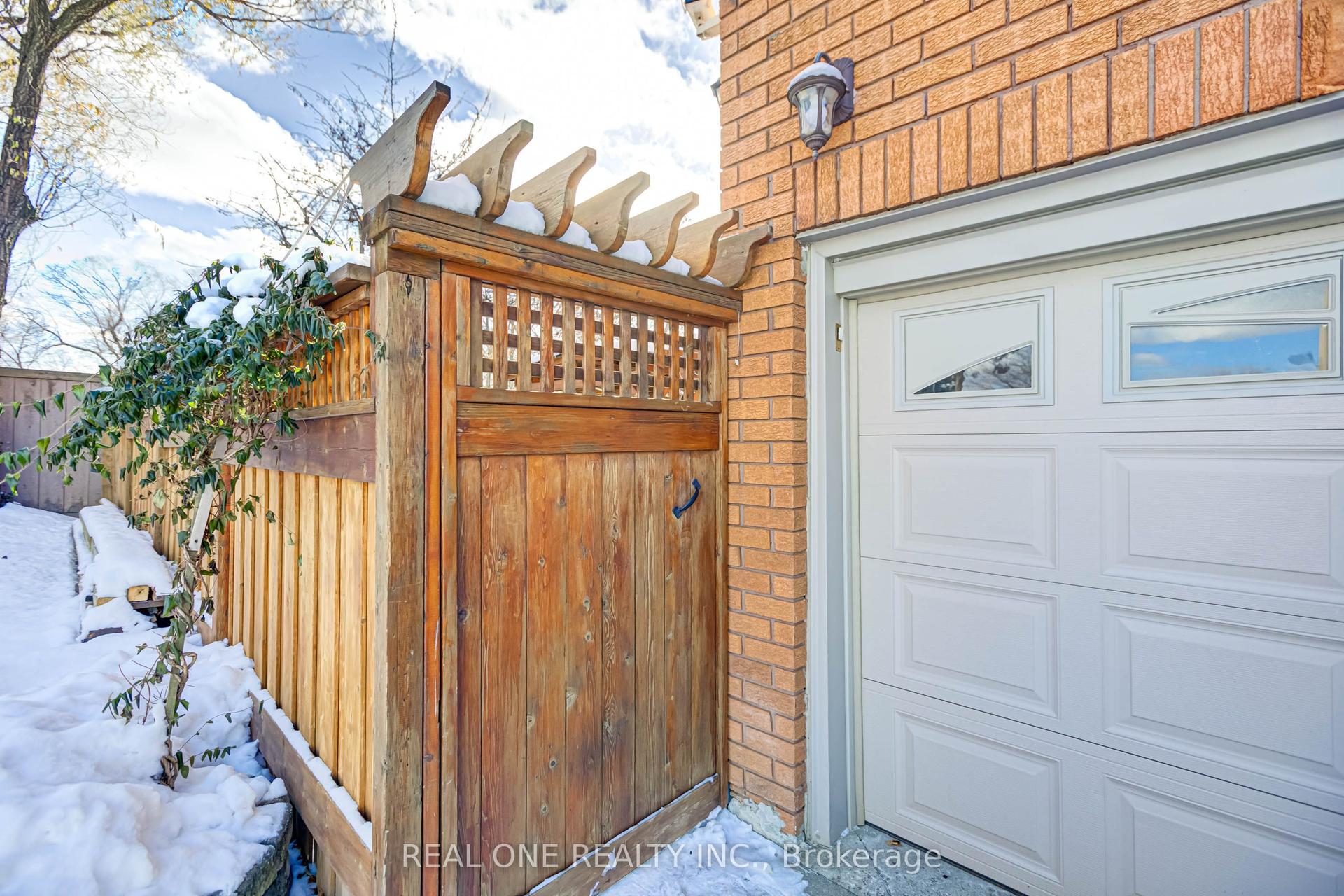2 Grittani Lane — photo 1