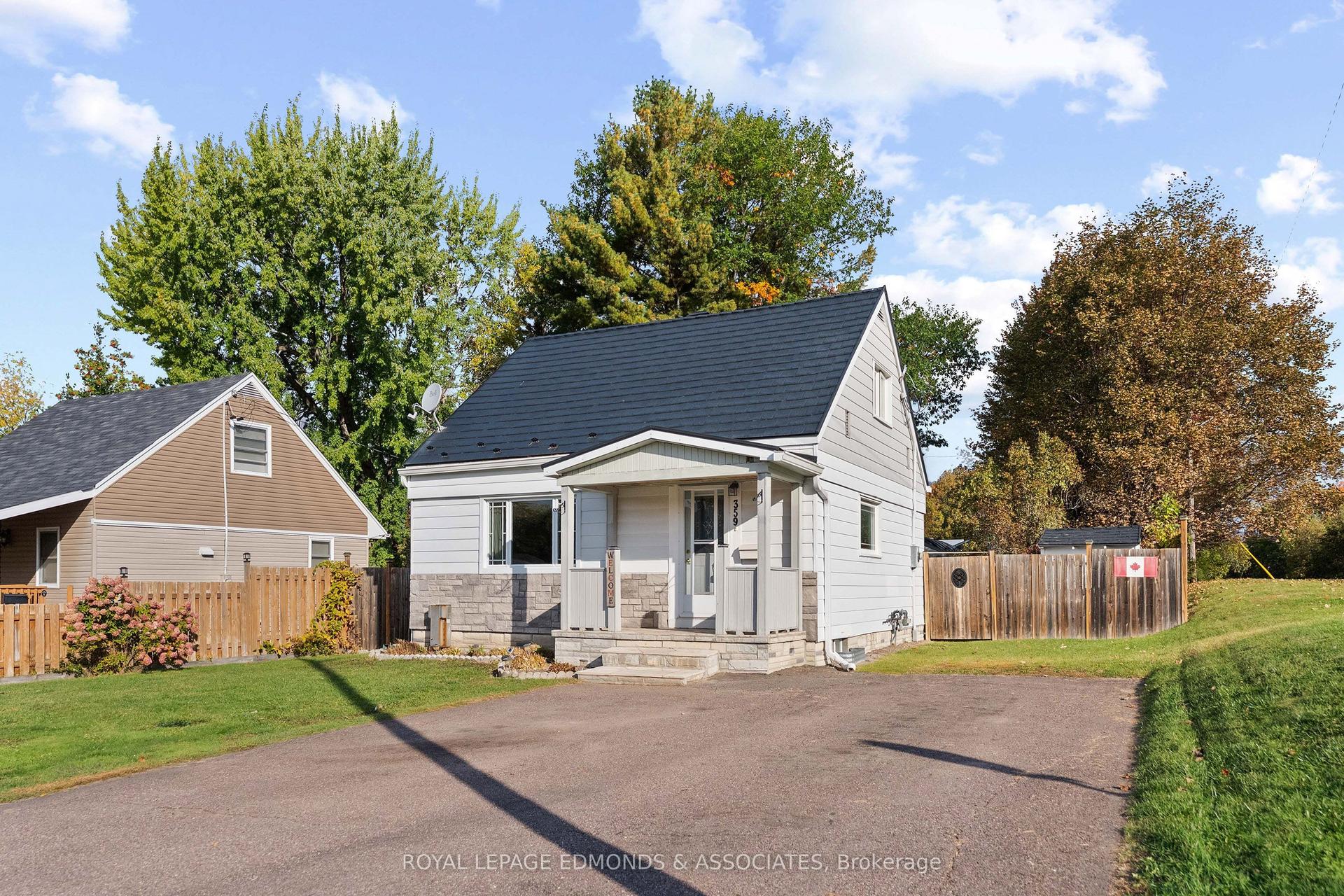 359 Chamberlain Street, Pembroke — Detached for sale, photo 1