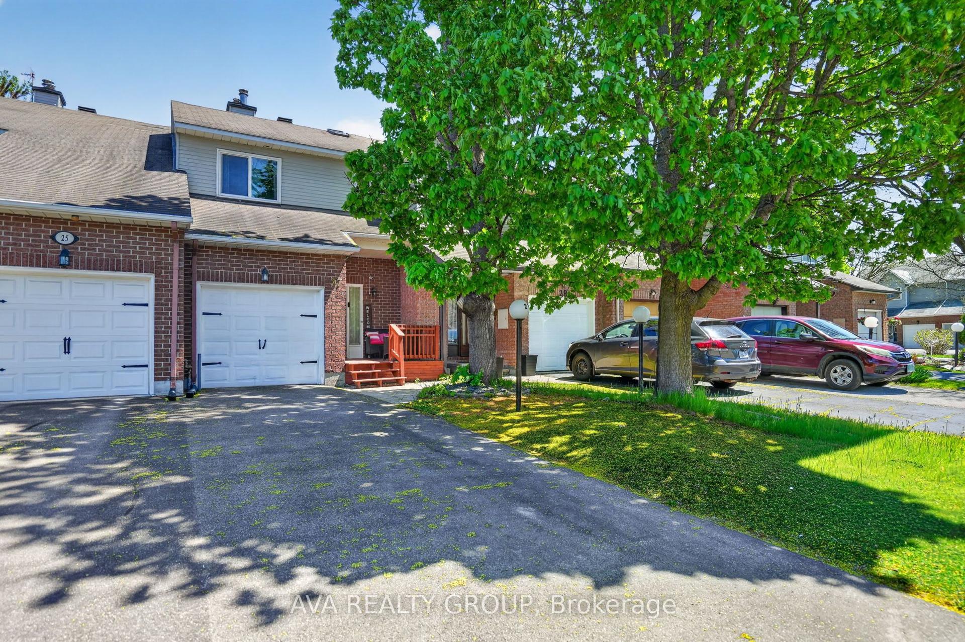 27 Danaher Drive — photo 1
