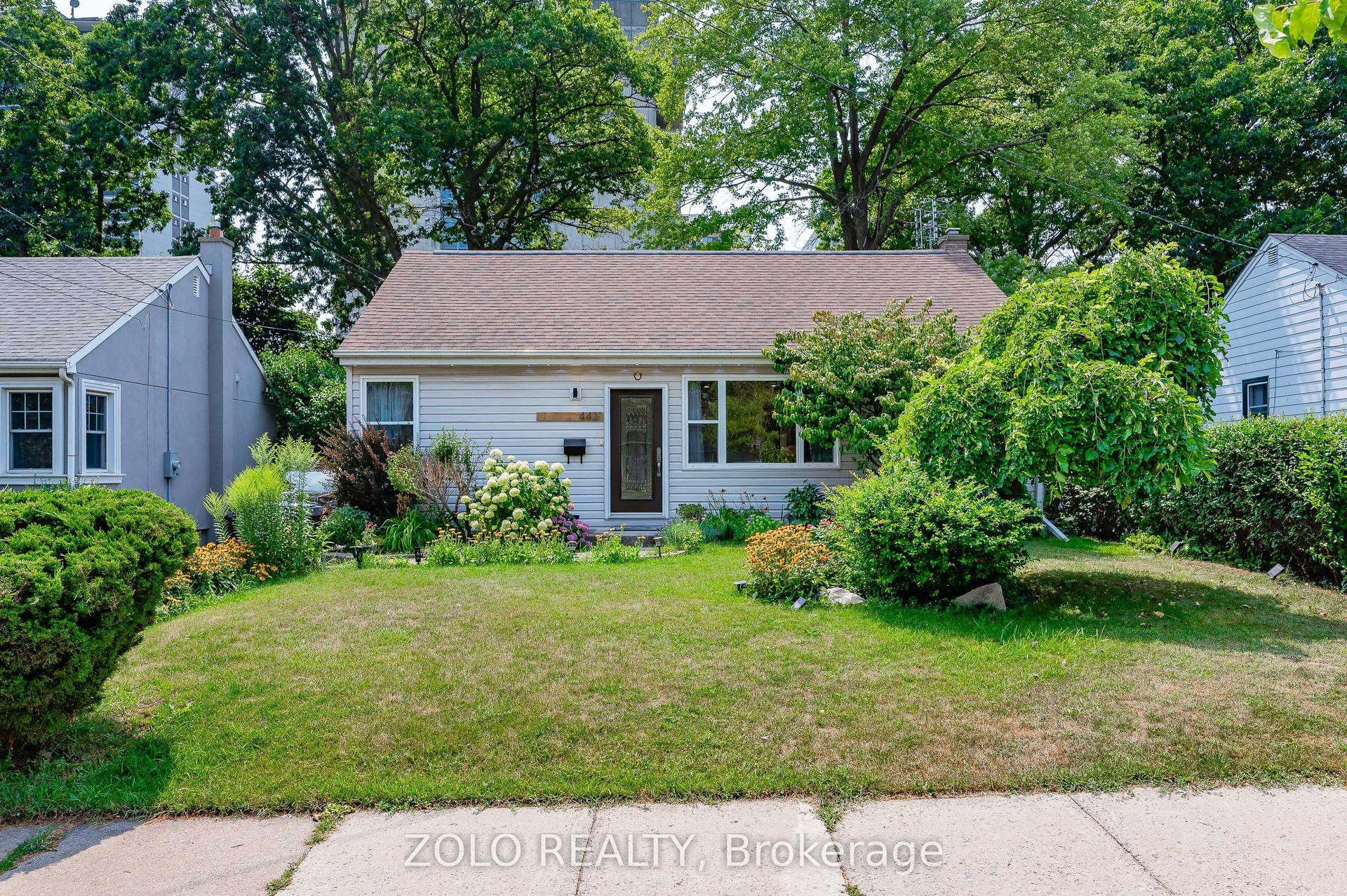442 Queen Mary Drive, Oakville — Detached for lease, photo 1