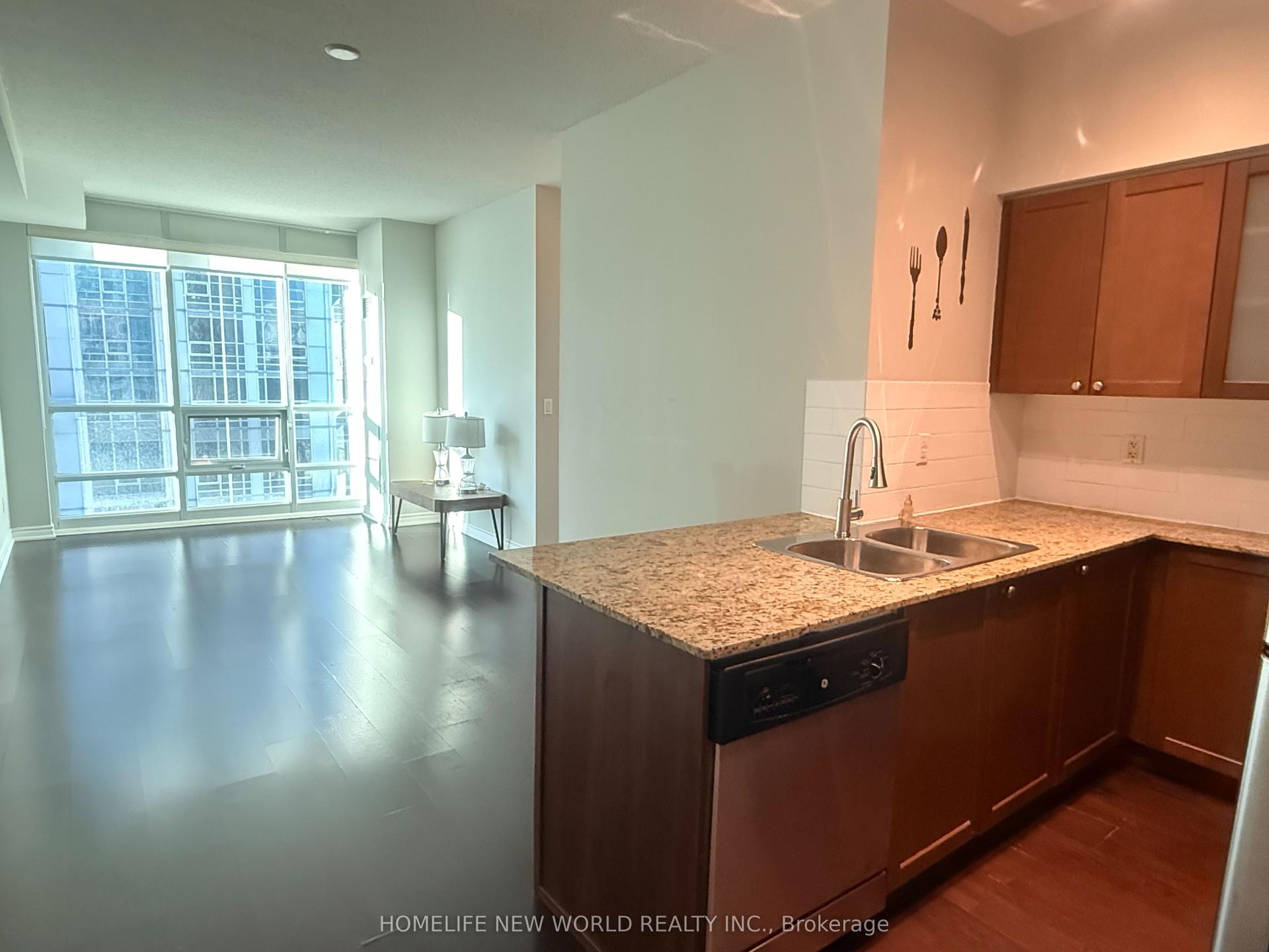 761 Bay Street 3201 #3201, Toronto — Condo for lease, photo 1