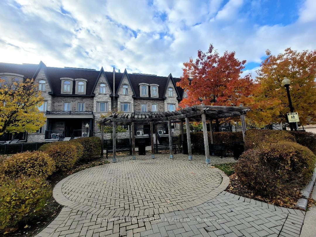 320 John Street 106 #106, Markham — Condo Town for lease, photo 1
