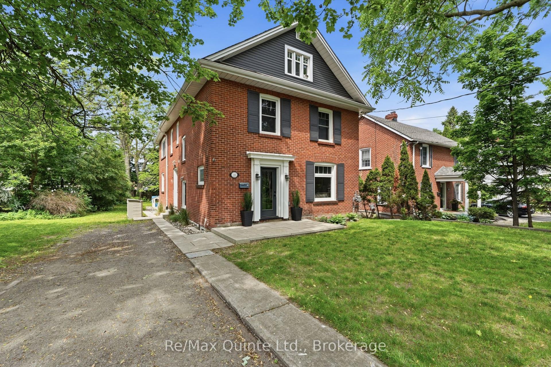 126 Dufferin Avenue — photo 1