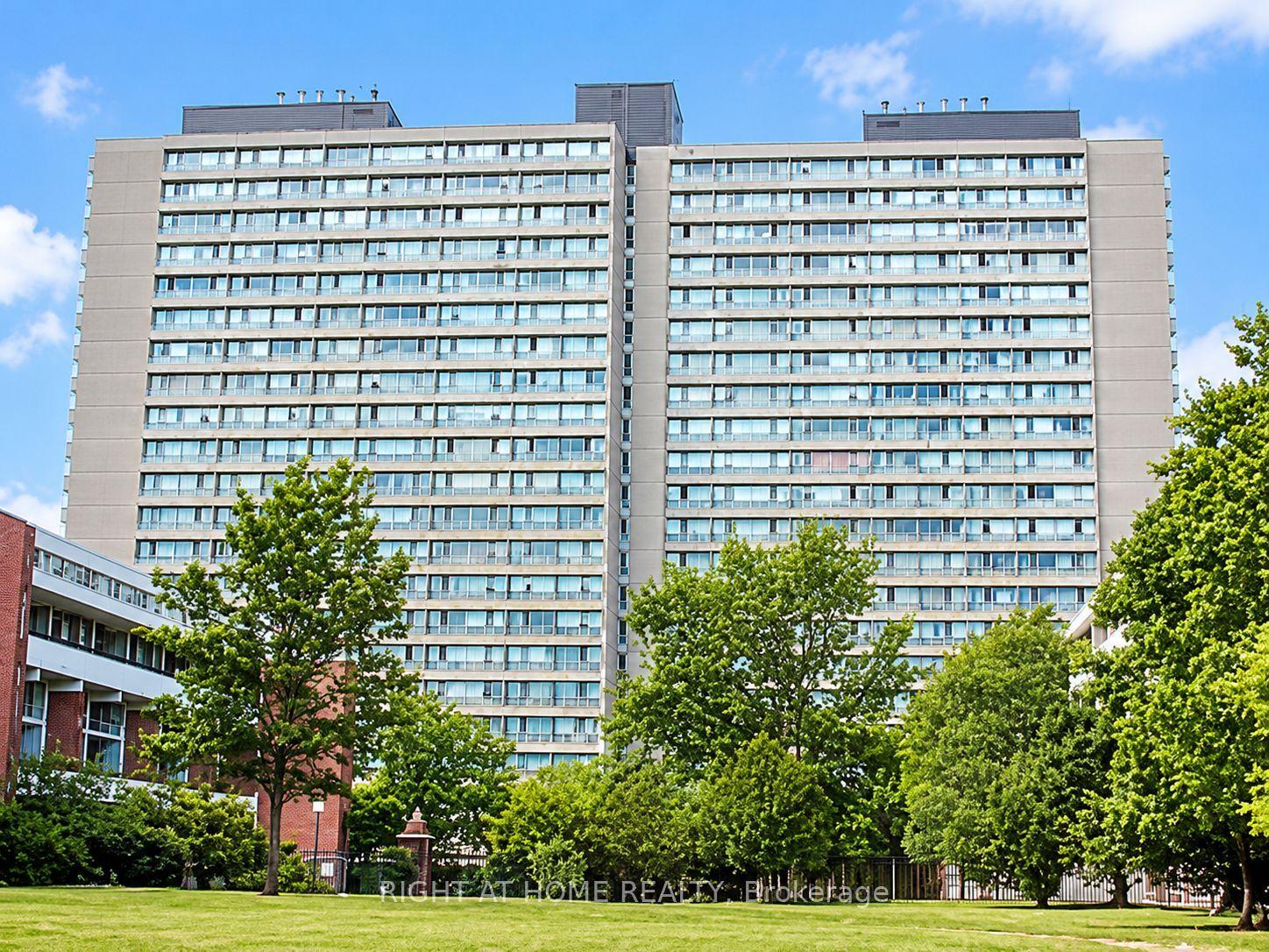 100 Leeward Glenway 704 #704, Toronto — Condo for sale, photo 1