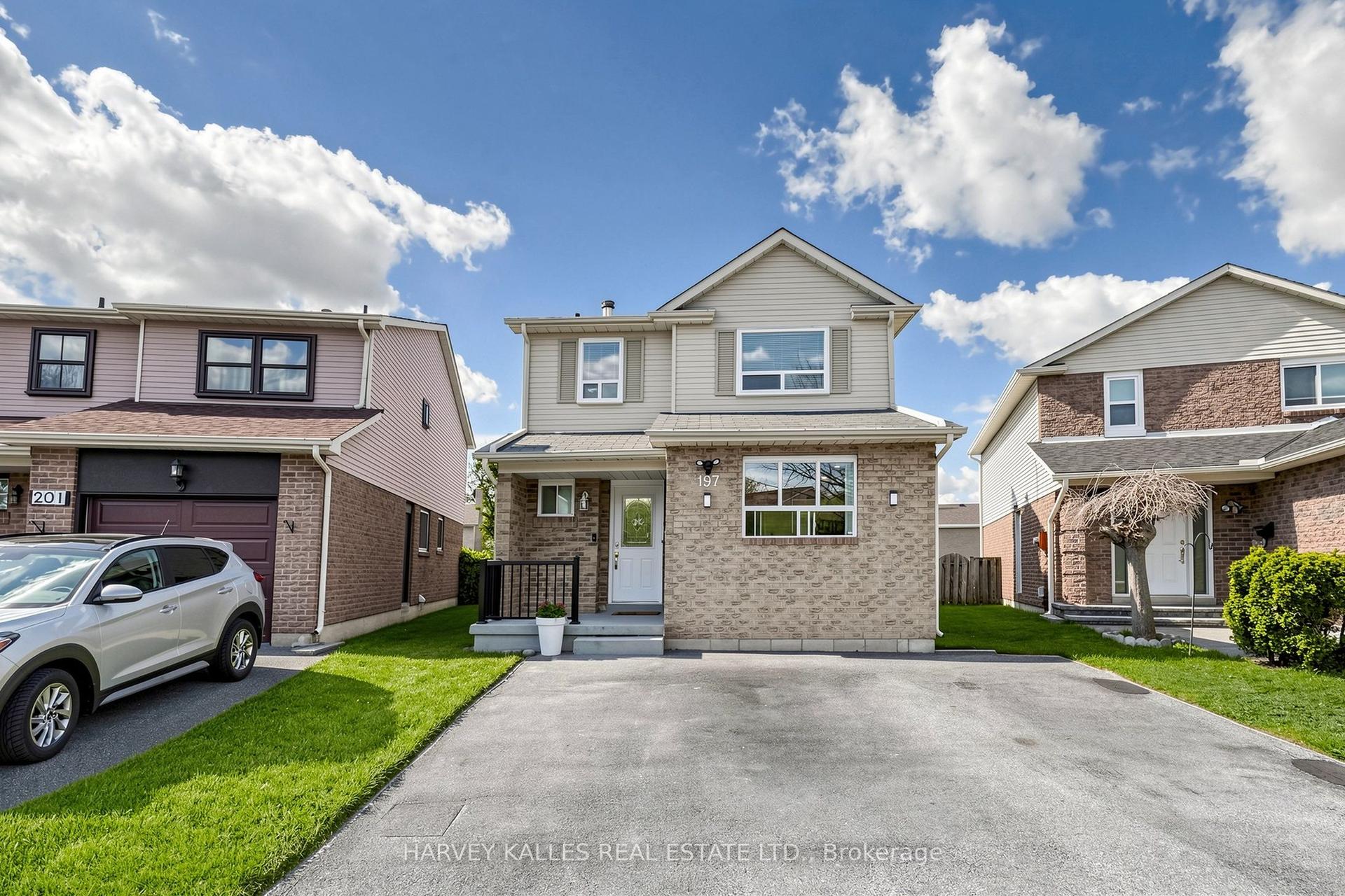 197 Lisa Crescent — photo 1