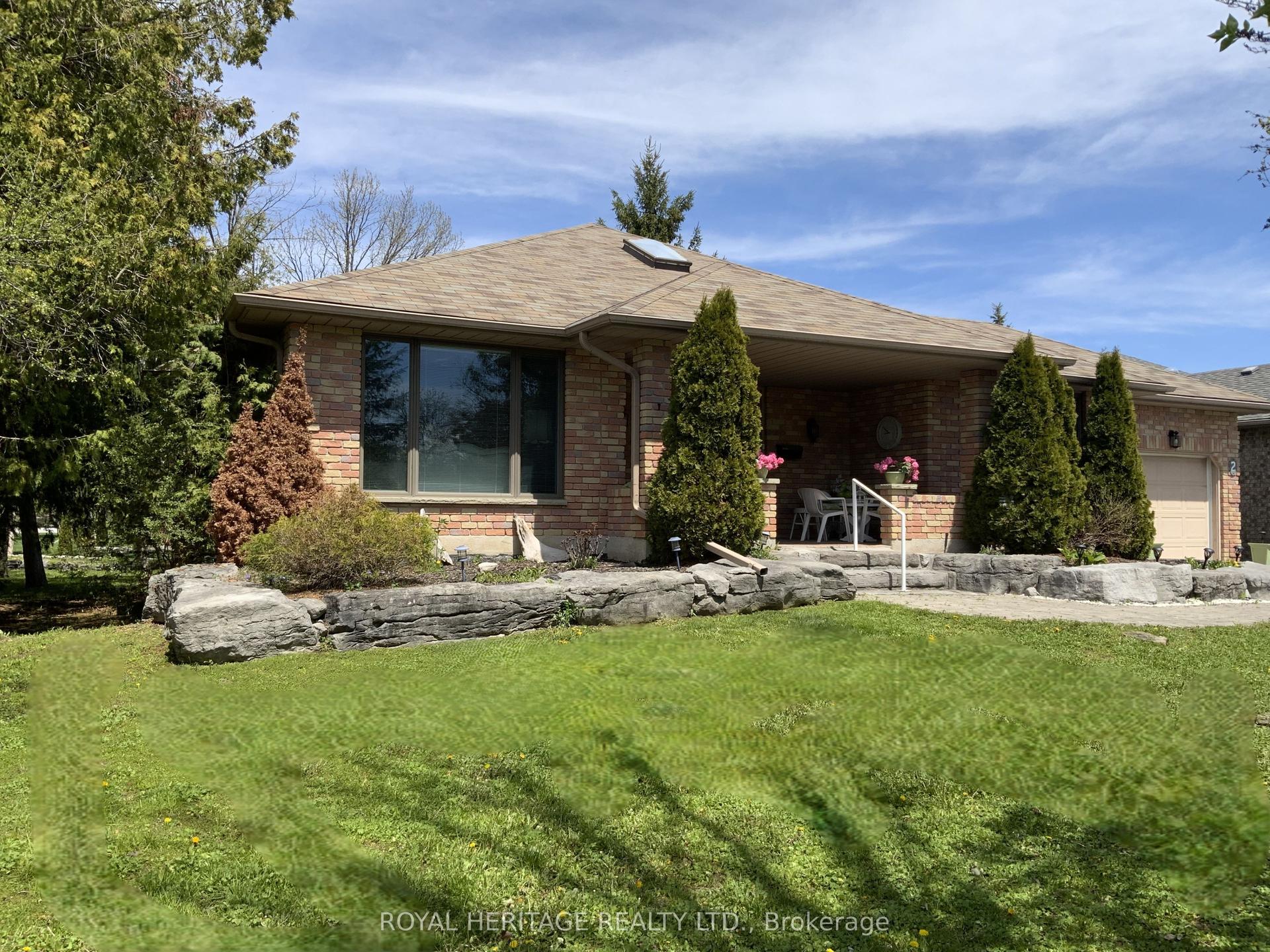 2 Mill Street, Kawartha Lakes — Detached for sale, photo 1