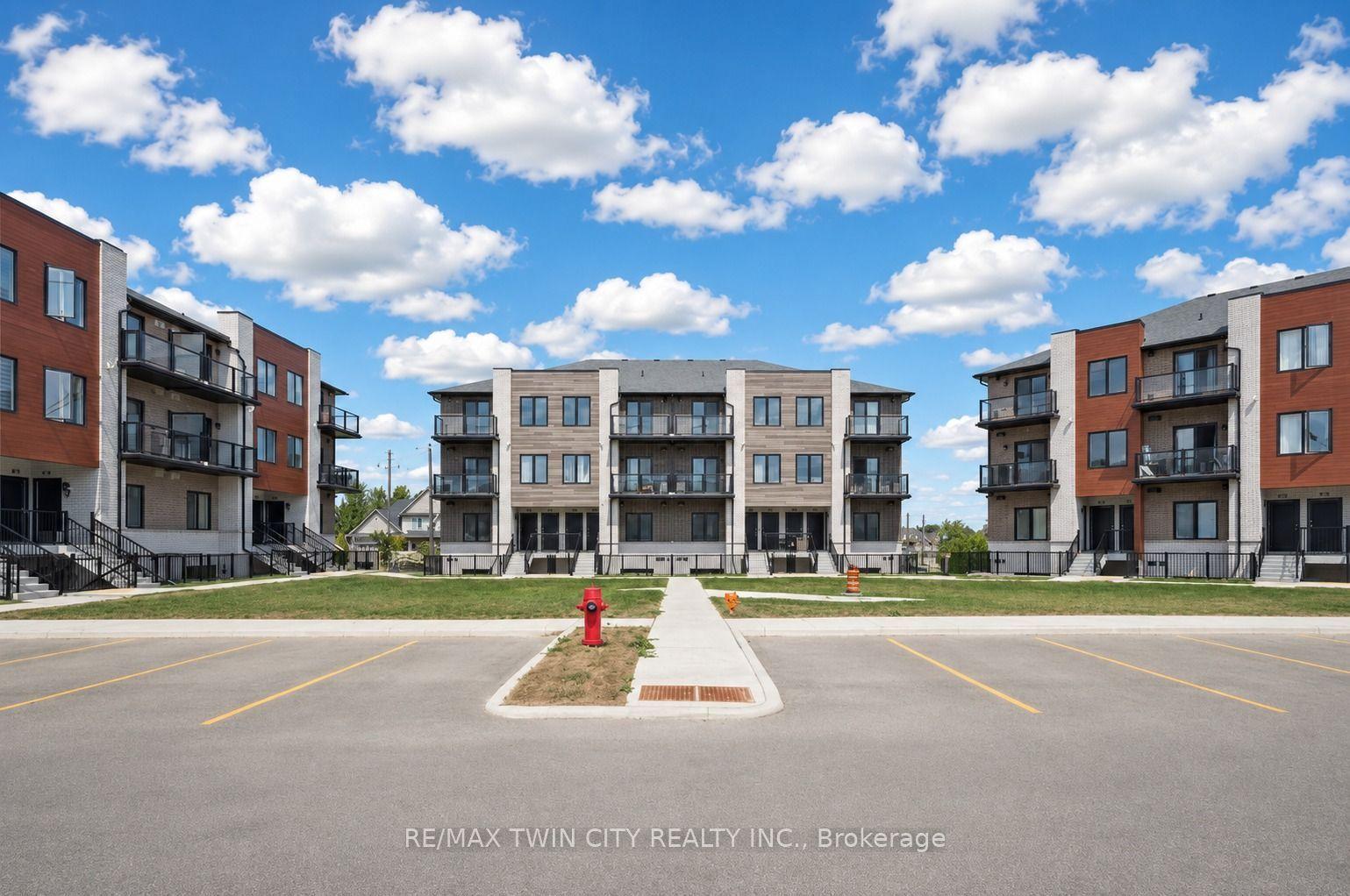 10 South Creek Drive 3 #3, Kitchener — Condo Town for lease, photo 1