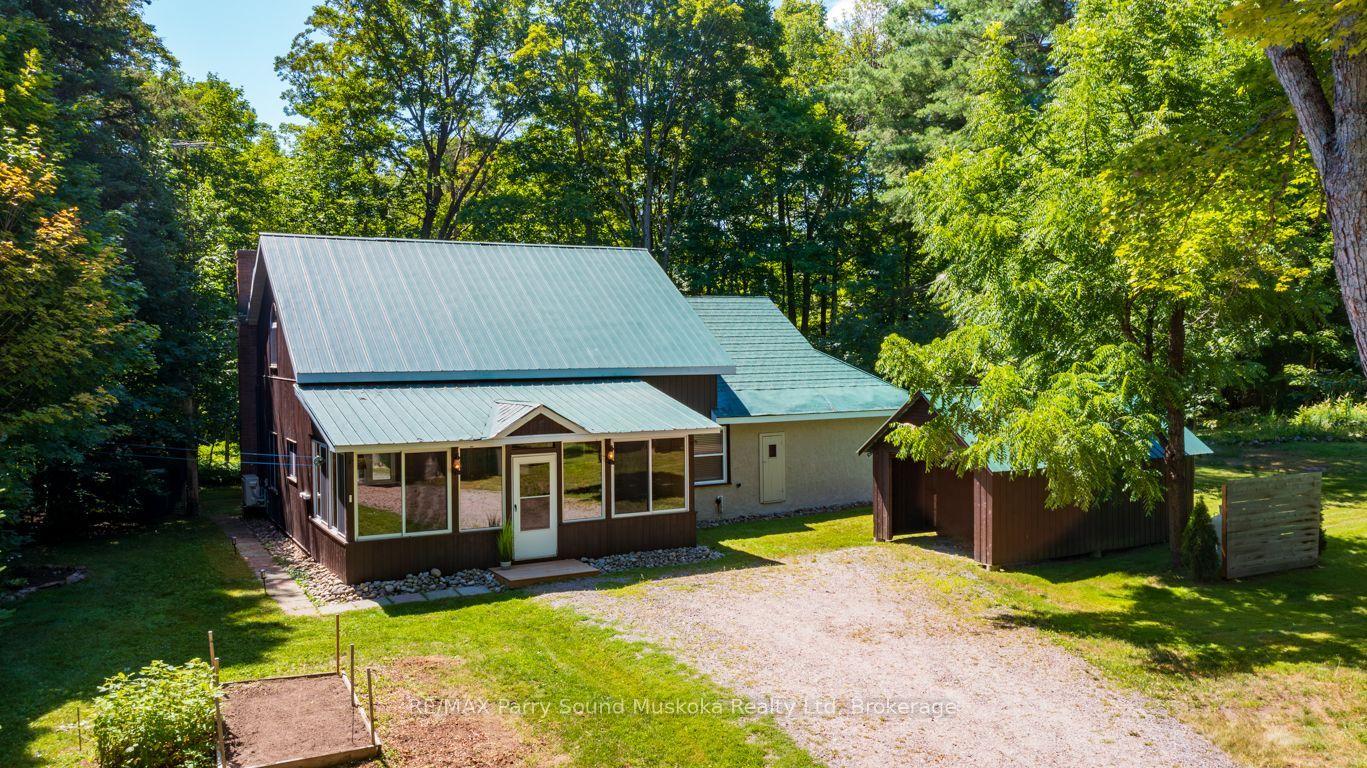 15 Victoria Street W, Seguin — Detached for sale, photo 1